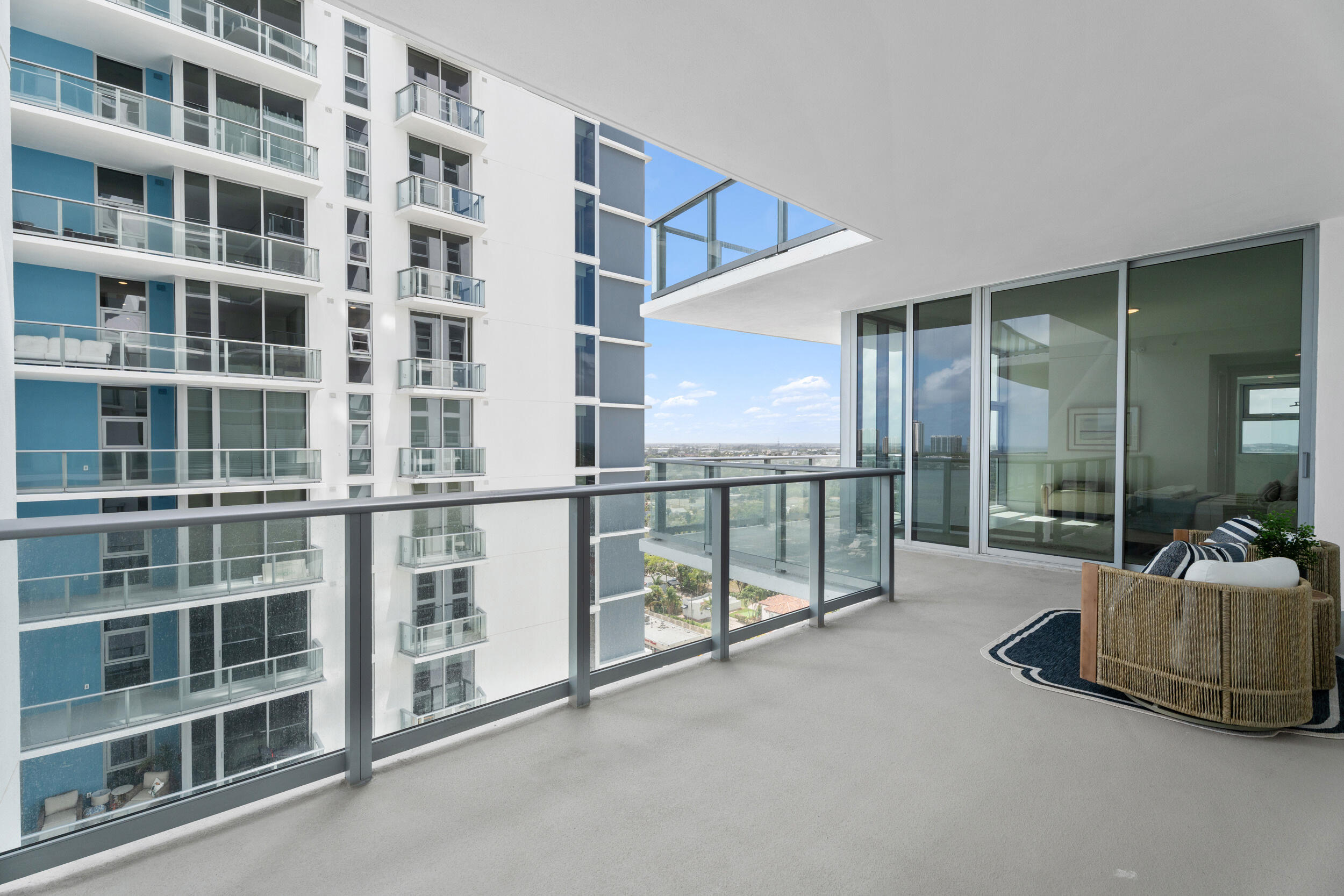 220 Lake Shore #1523, Lake Park FL 33403