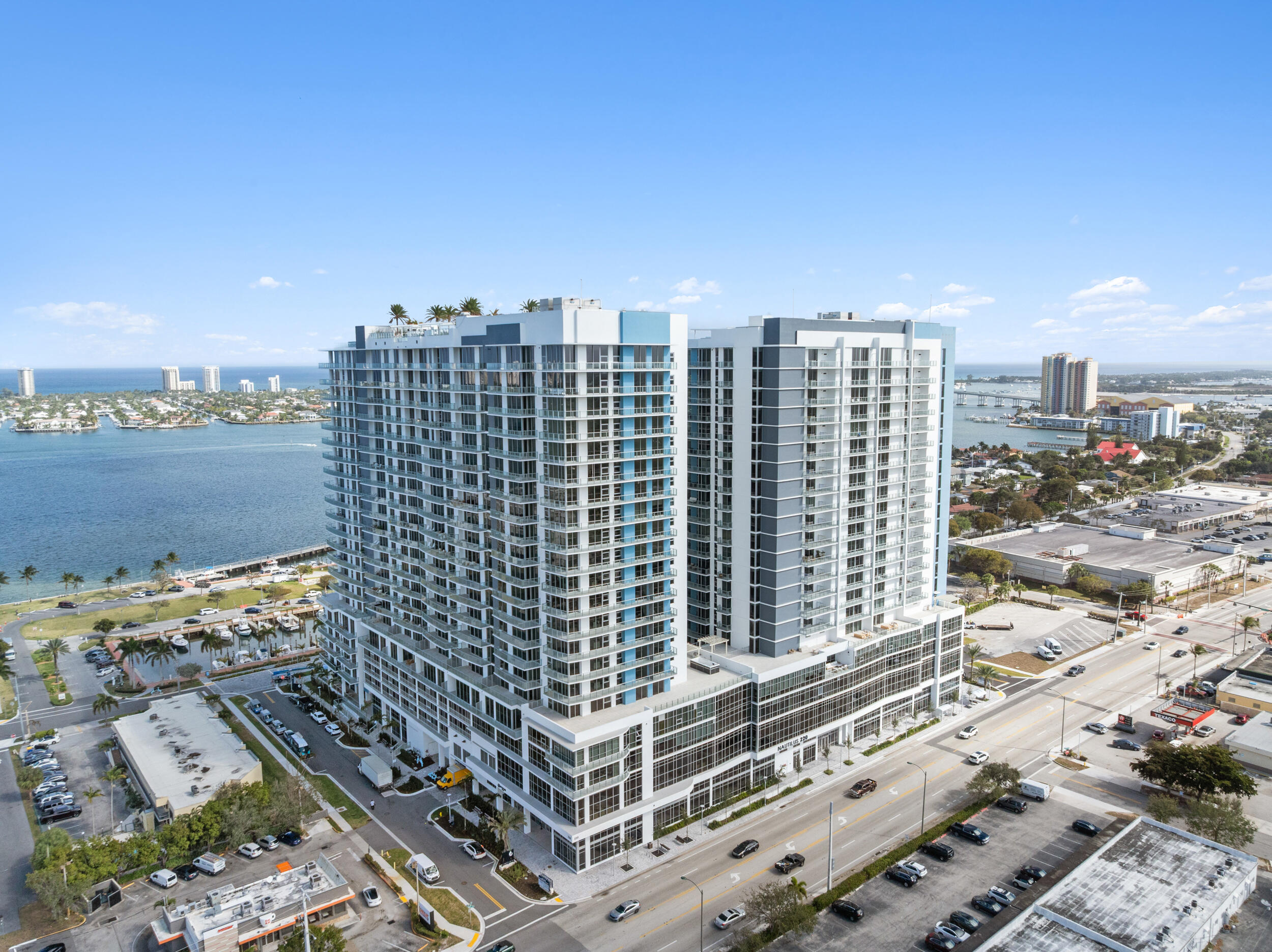 220 Lake Shore #1523, Lake Park FL 33403