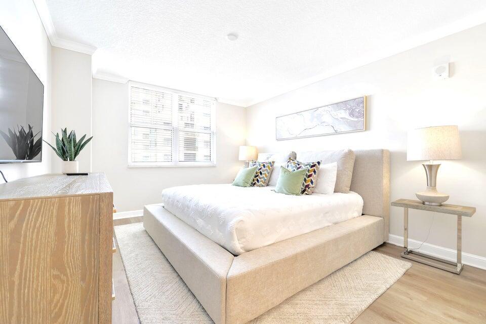 101 Plaza Real S #606, Boca Raton FL 33432