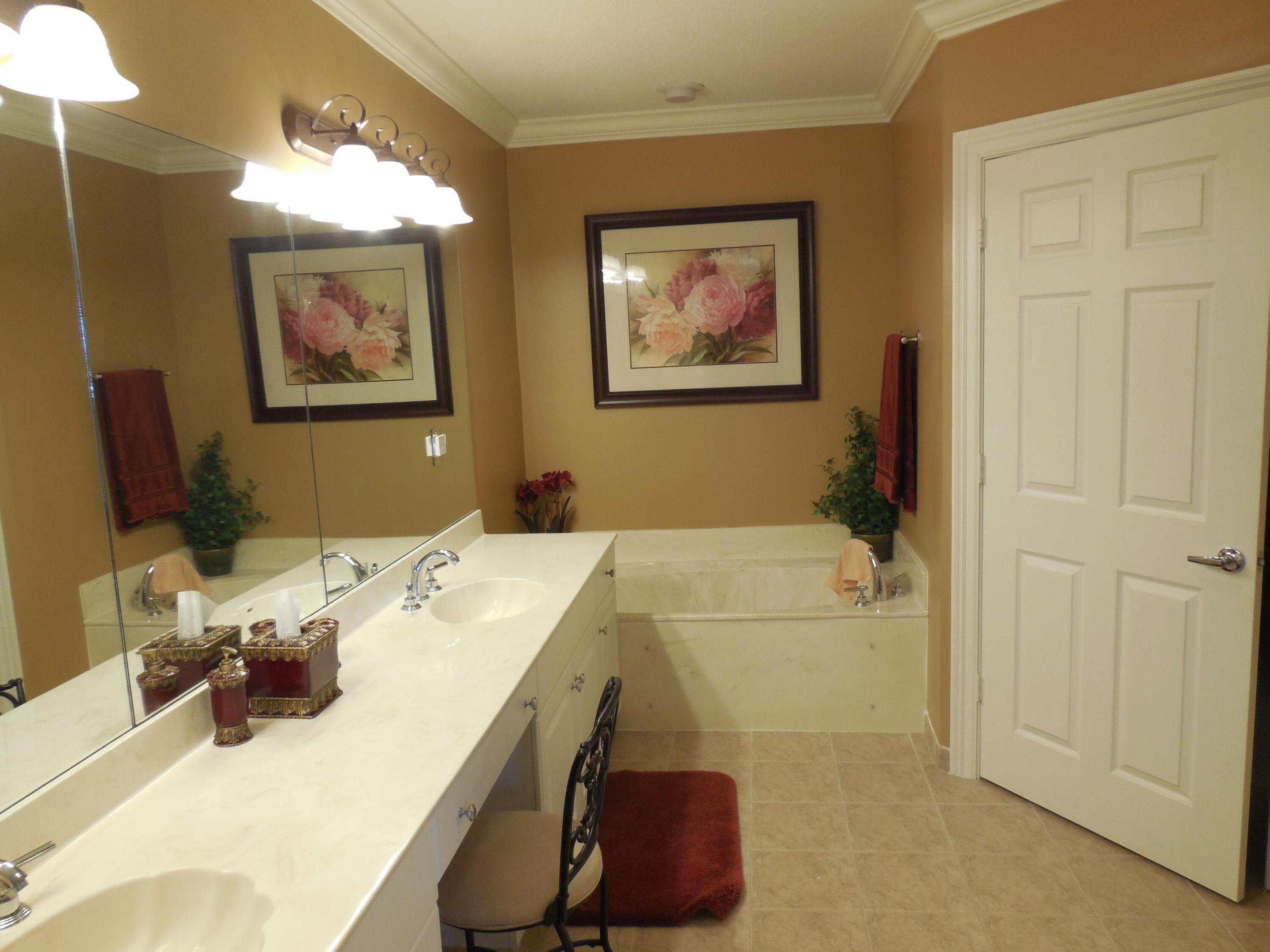 800 Juno Ocean #302a, Juno Beach FL 33408