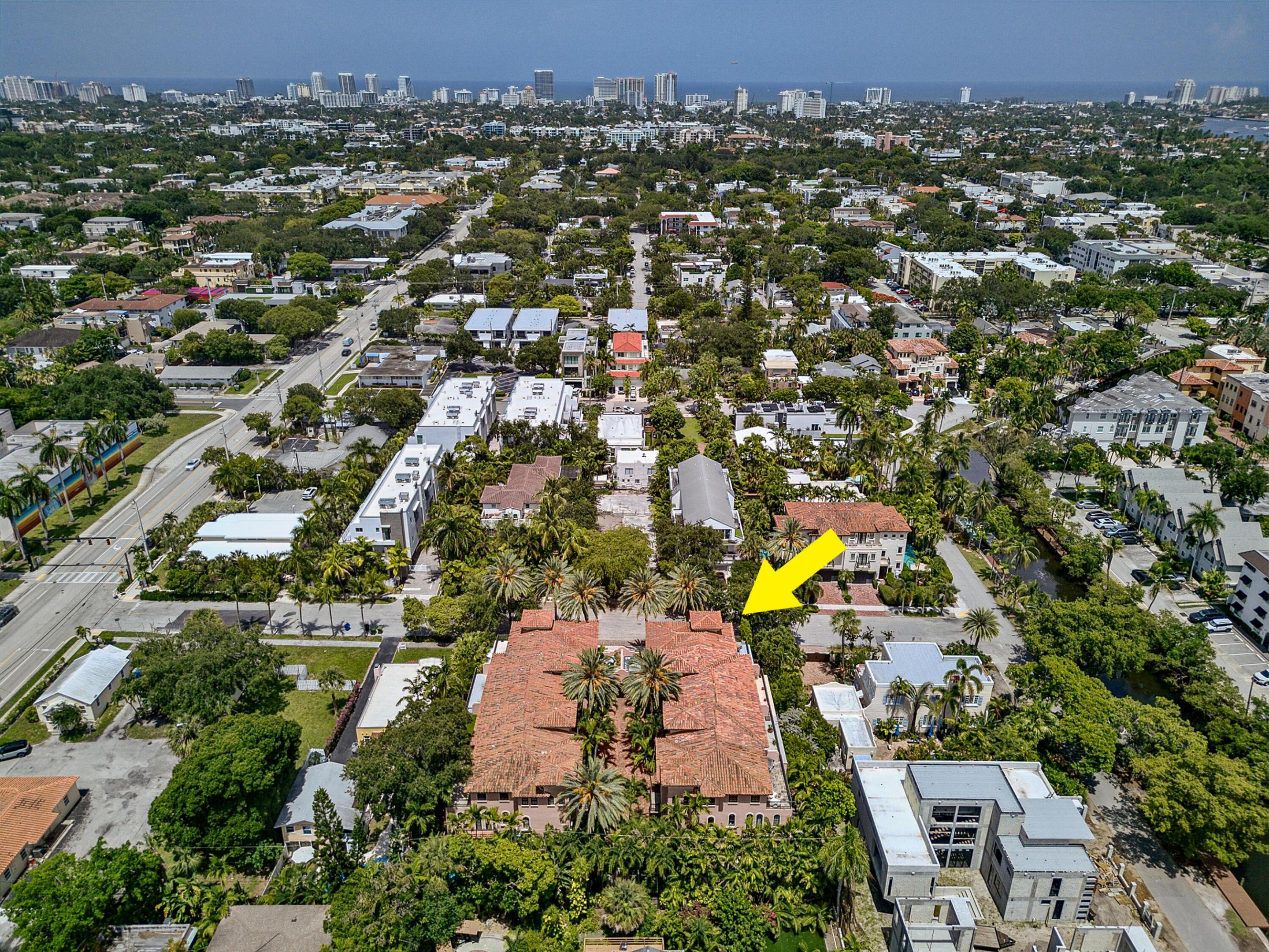 31 SE 10th, Fort Lauderdale FL 33301