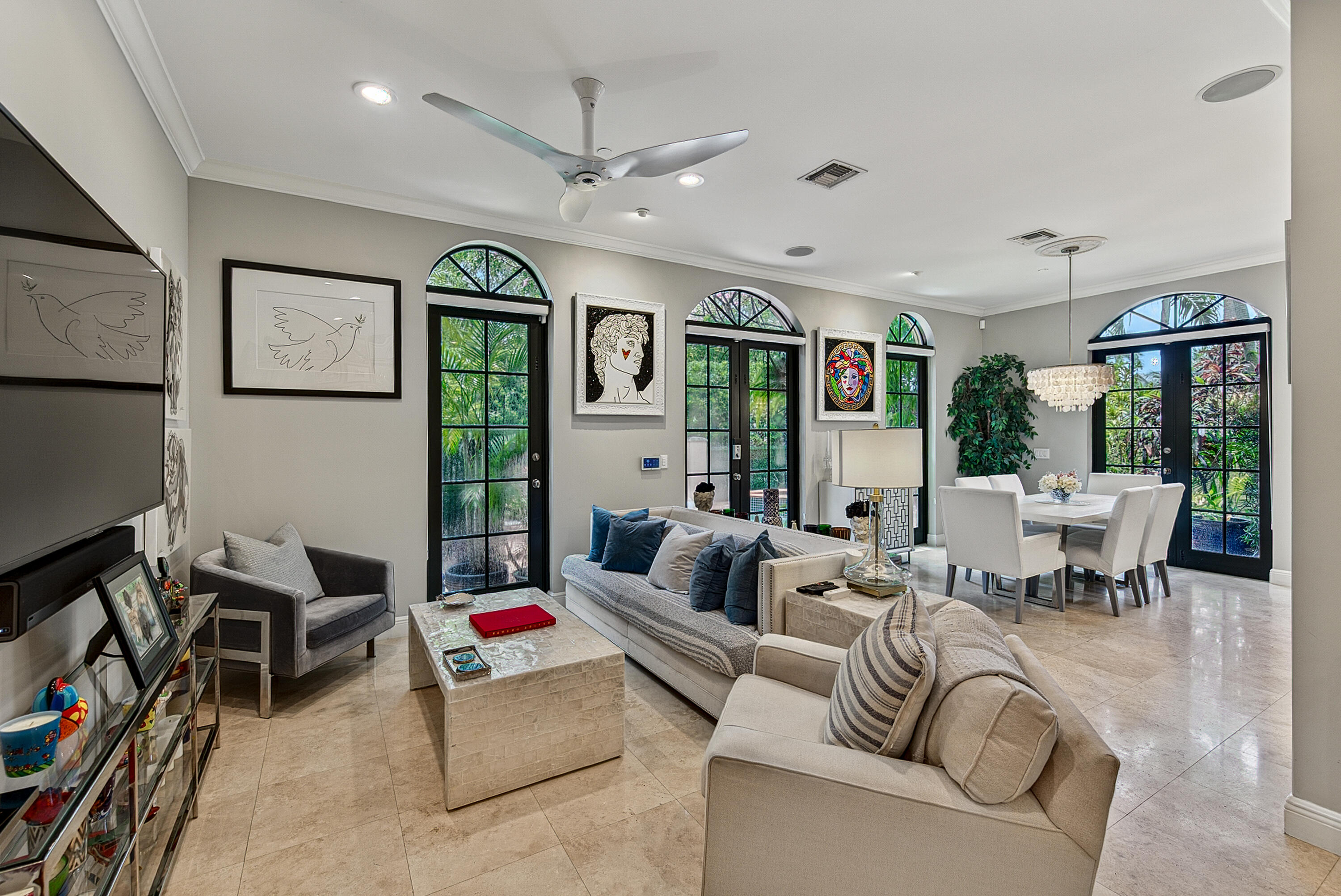 31 SE 10th, Fort Lauderdale FL 33301