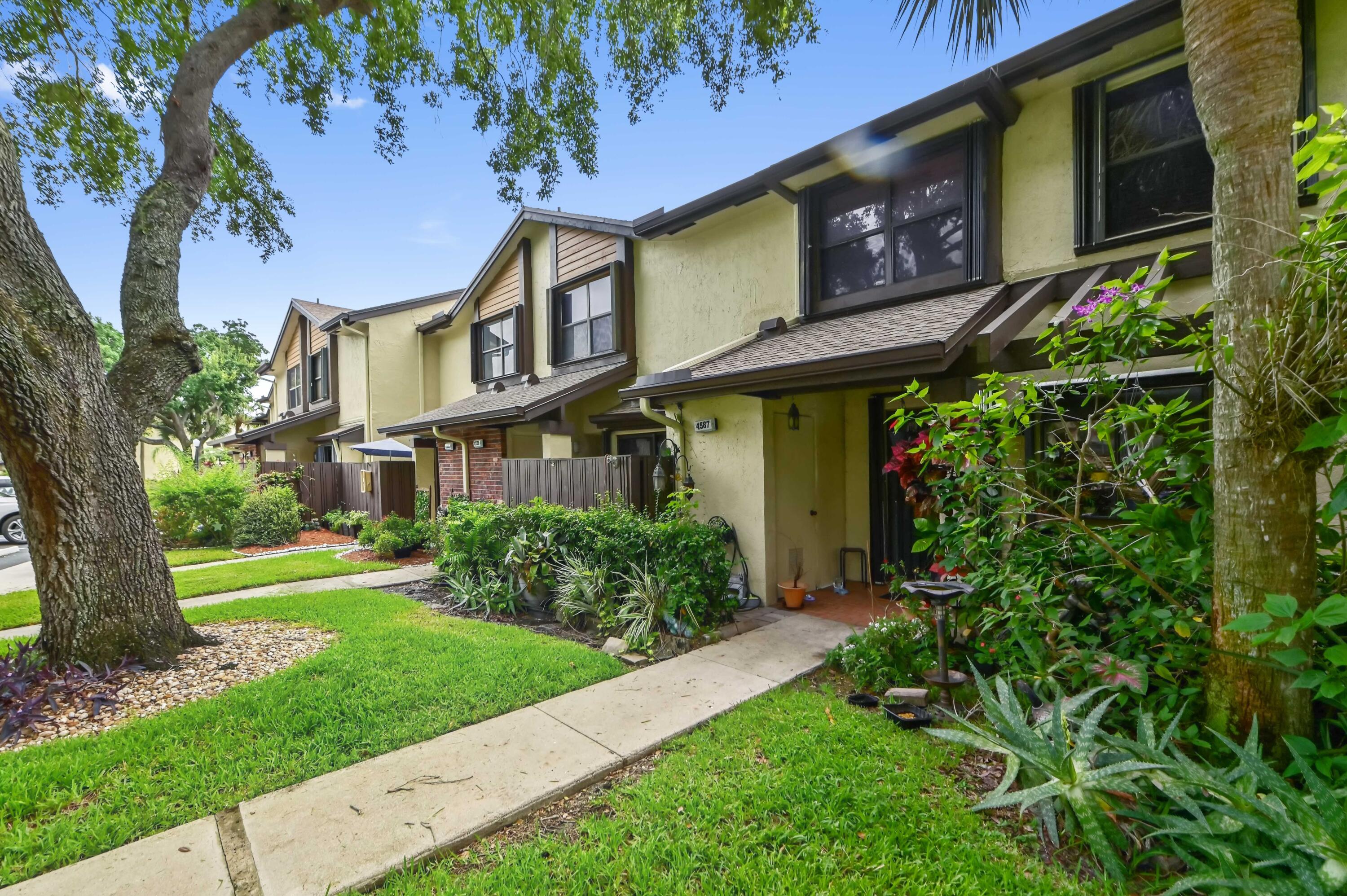 4587 Carambola #27218, Coconut Creek FL 33066
