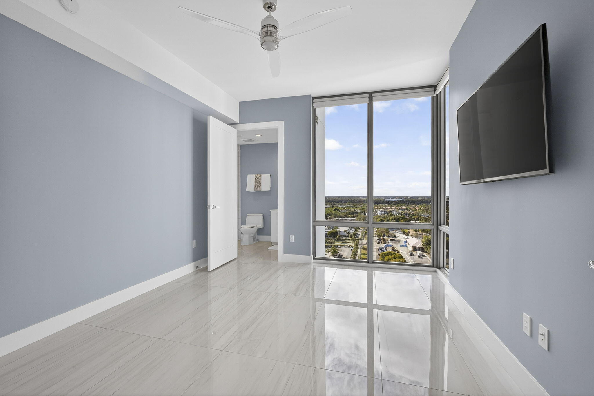 3 Water Club #1801, North Palm Beach FL 33408