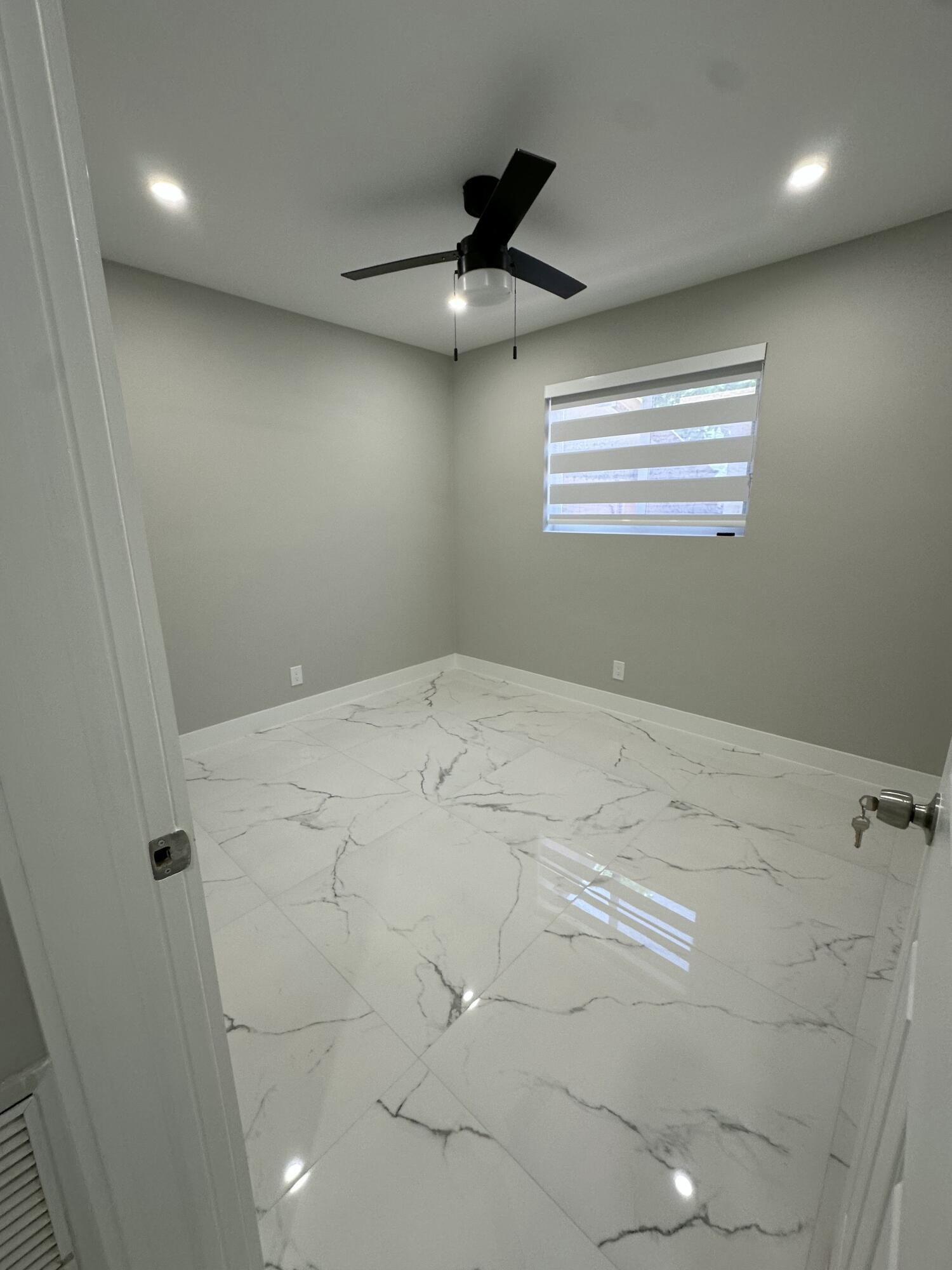 4380 NW 59th, North Lauderdale FL 33319