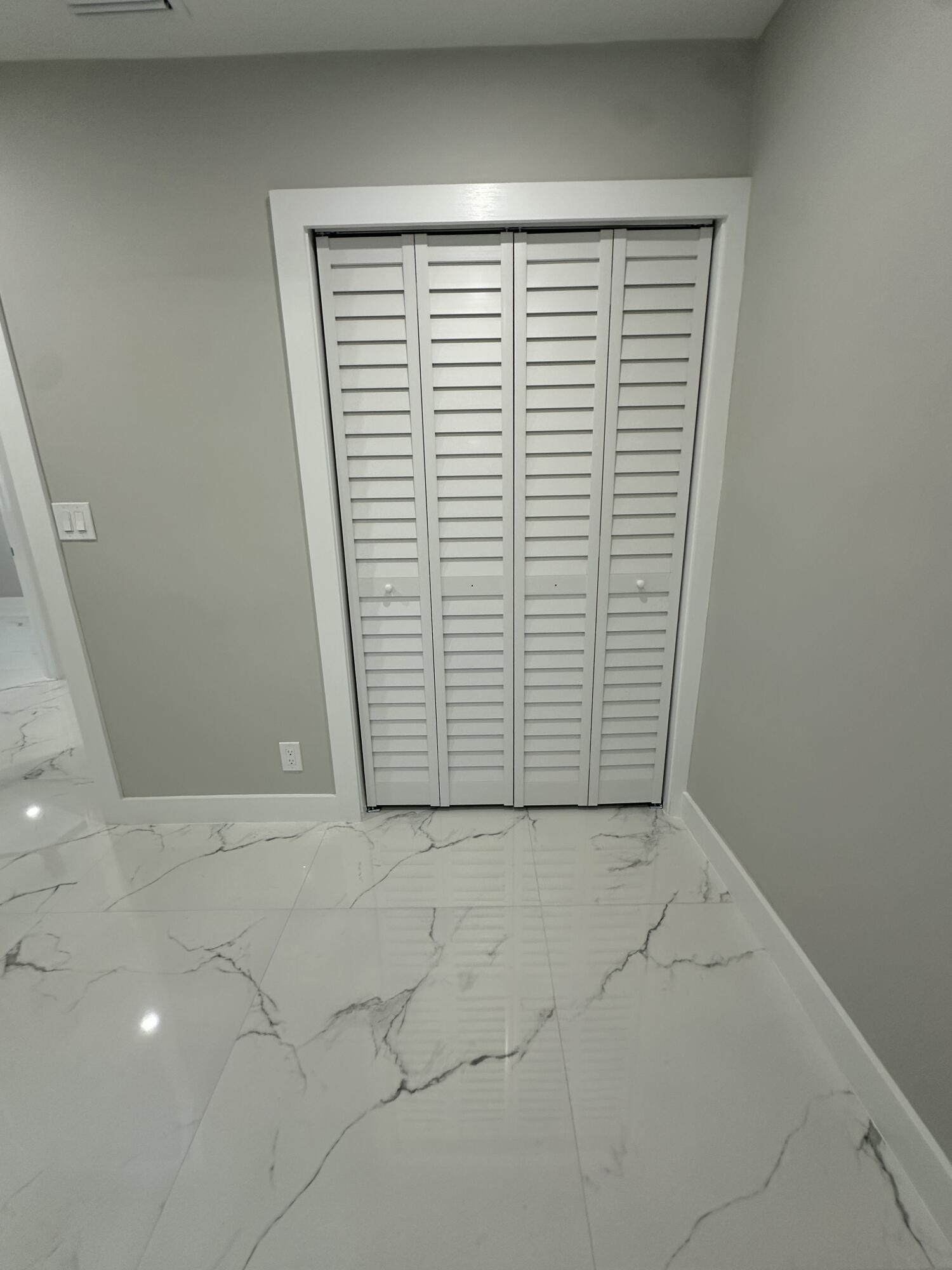 4380 NW 59th, North Lauderdale FL 33319