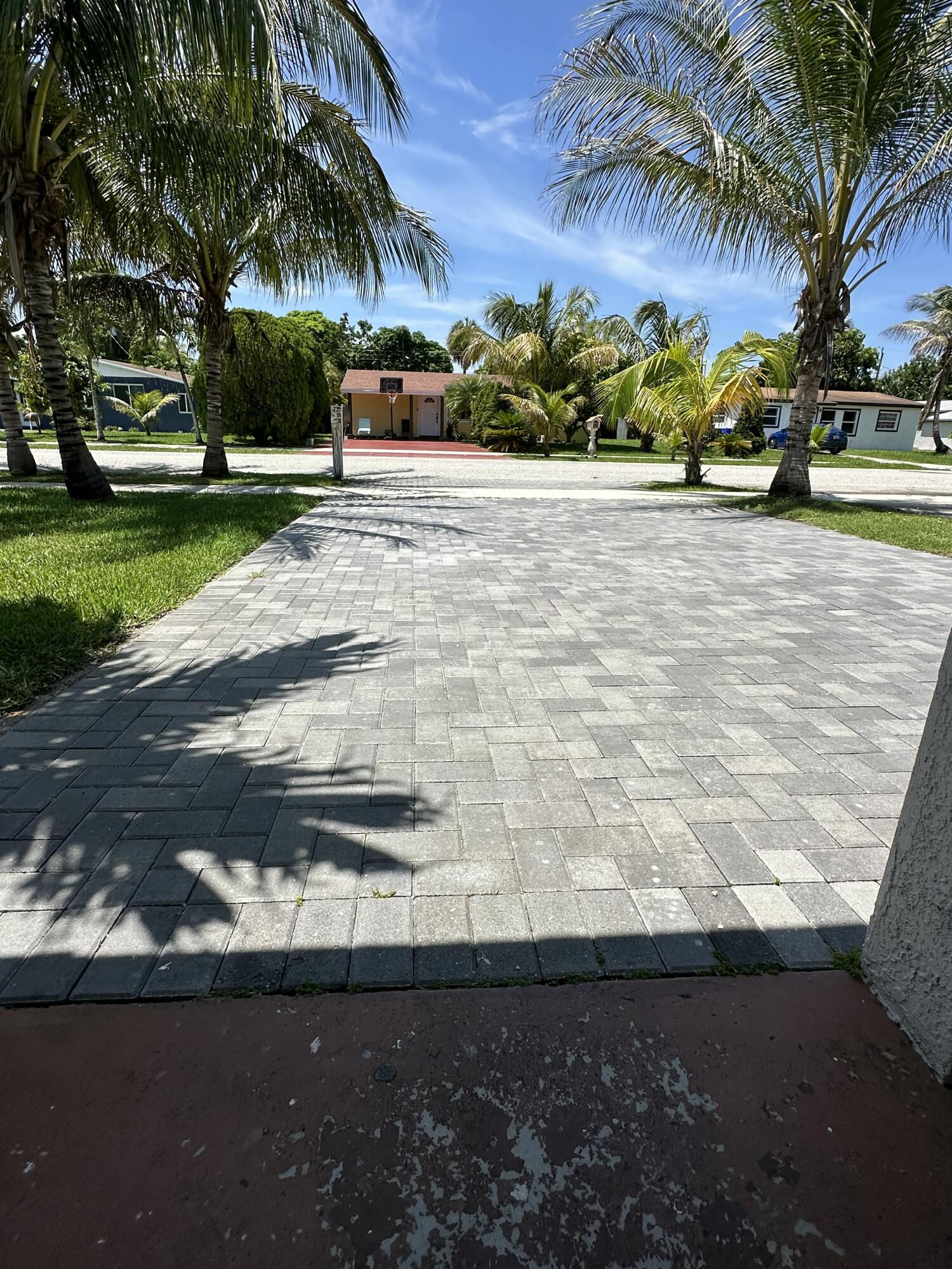 4380 NW 59th, North Lauderdale FL 33319