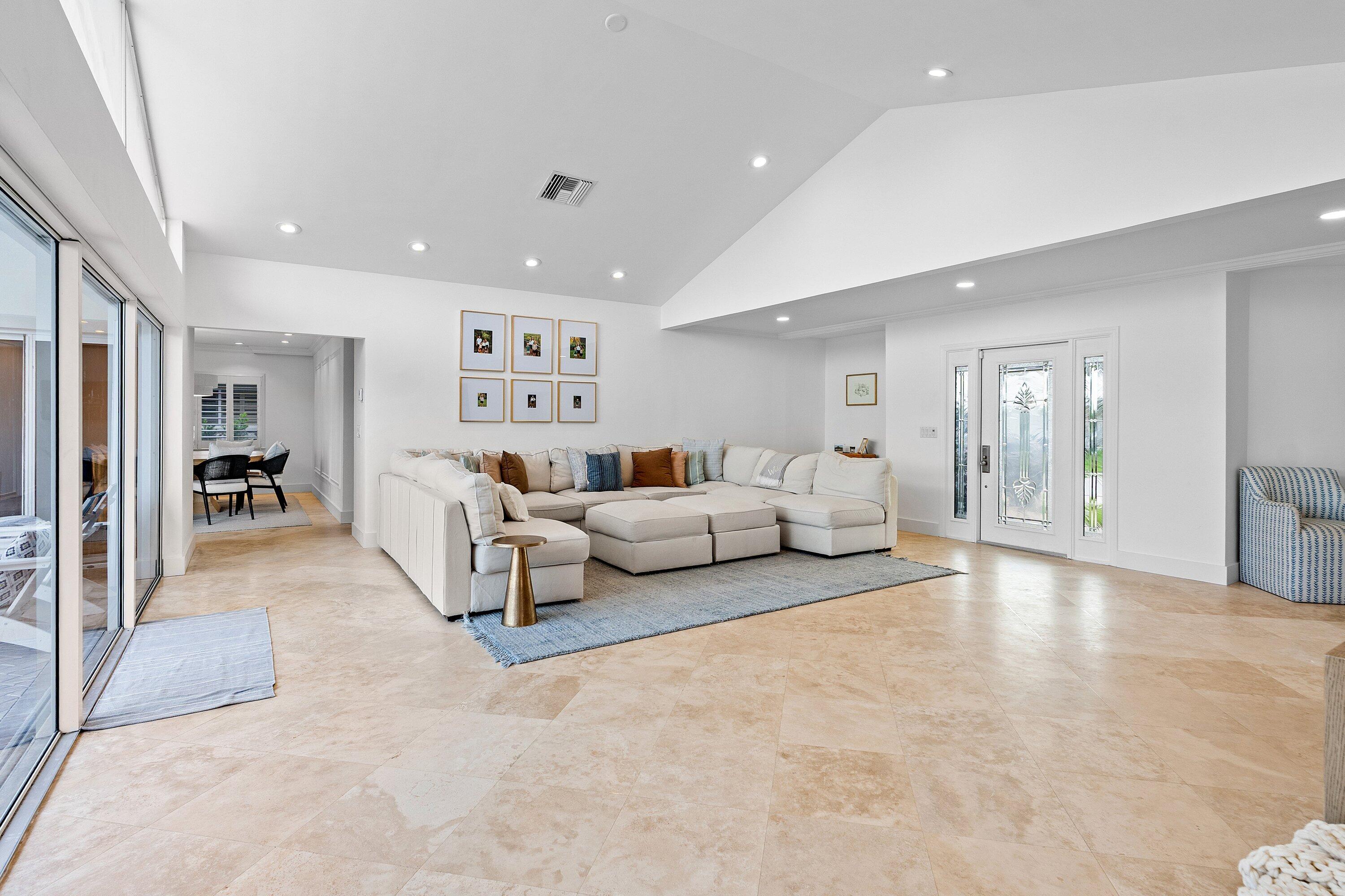 1332 SW Tamarind, Boca Raton FL 33486