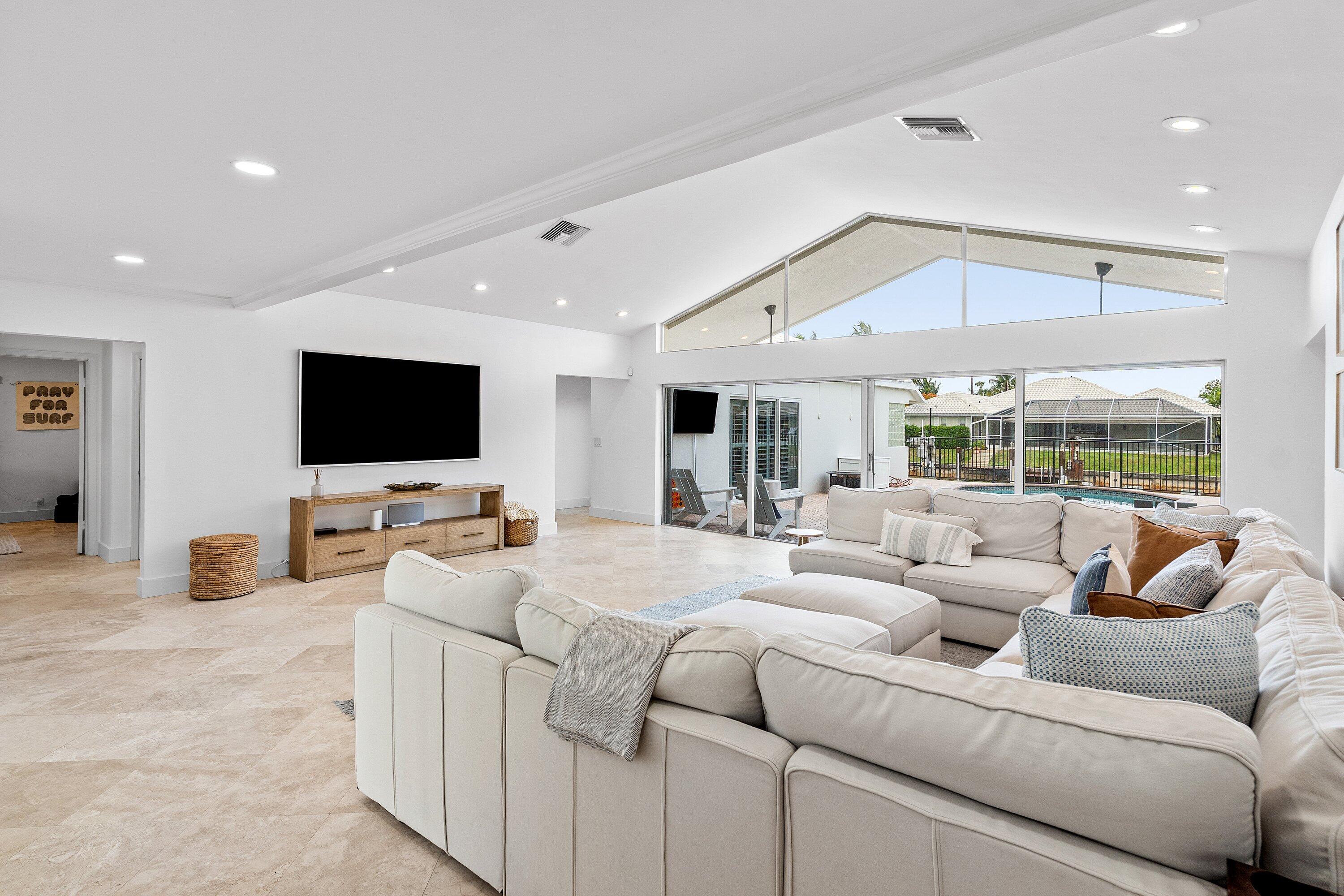 1332 SW Tamarind, Boca Raton FL 33486