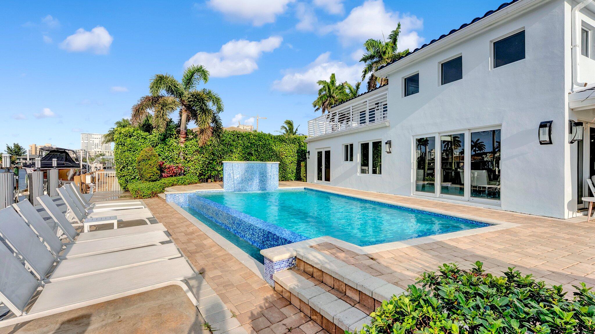 2593 SE 9th, Pompano Beach FL 33062