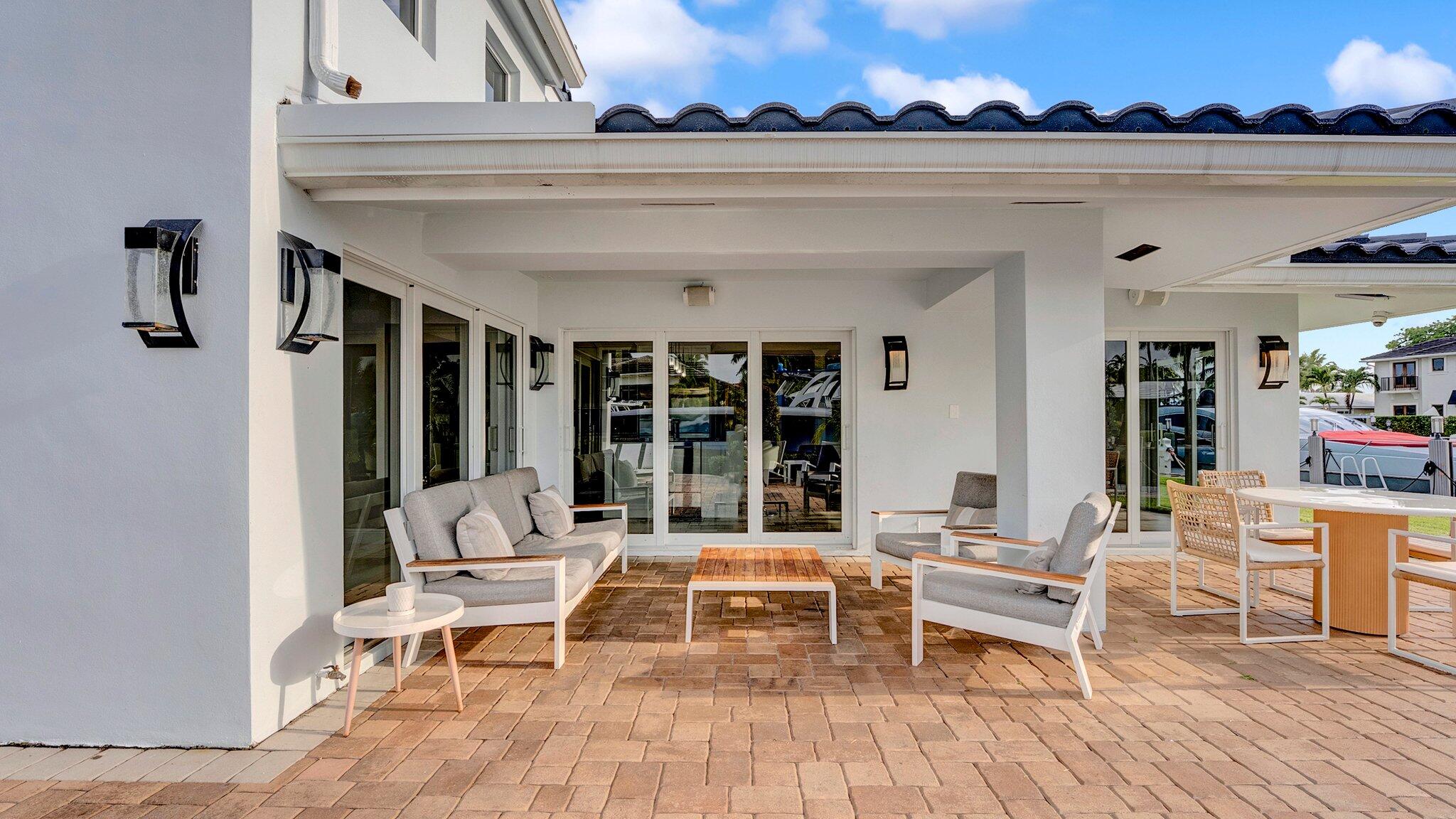 2593 SE 9th, Pompano Beach FL 33062