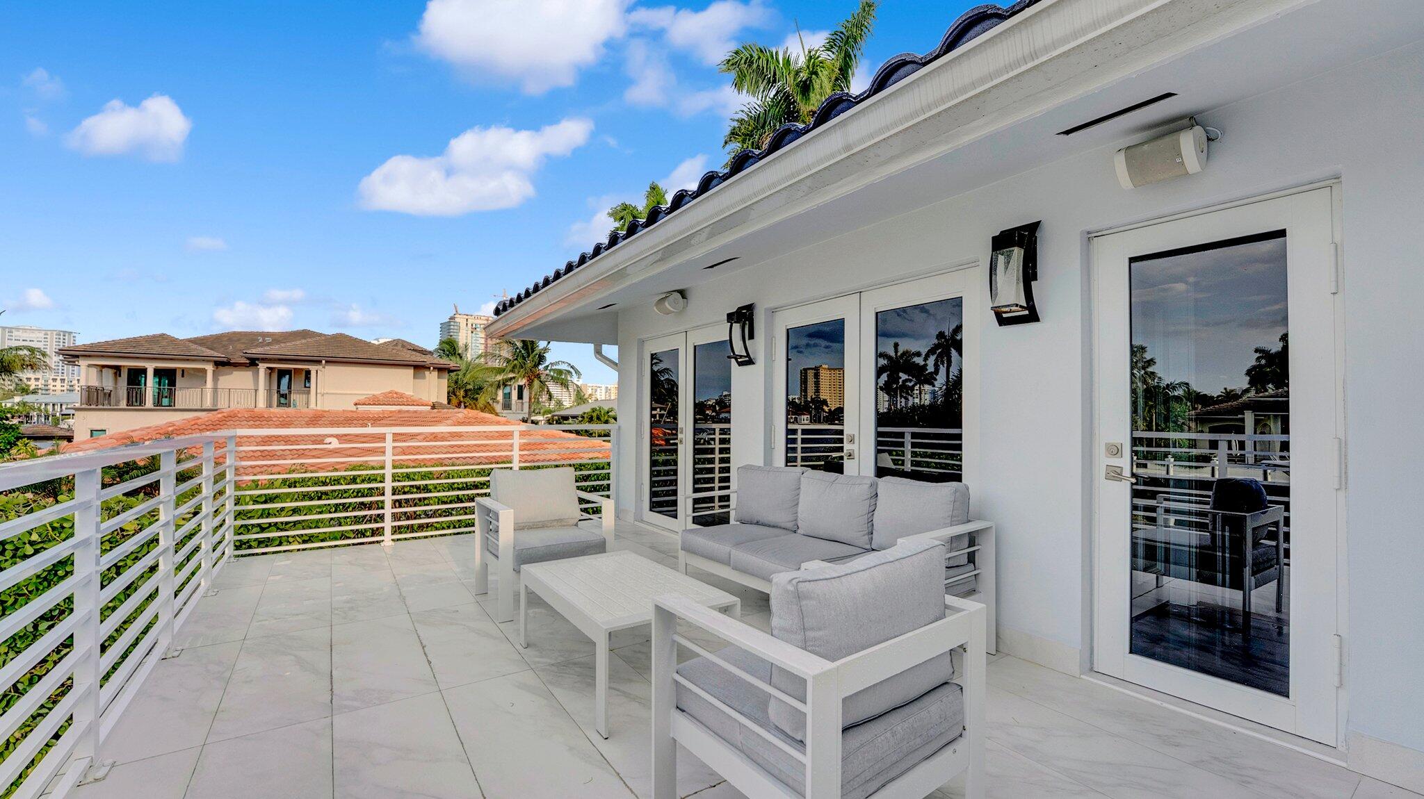 2593 SE 9th, Pompano Beach FL 33062