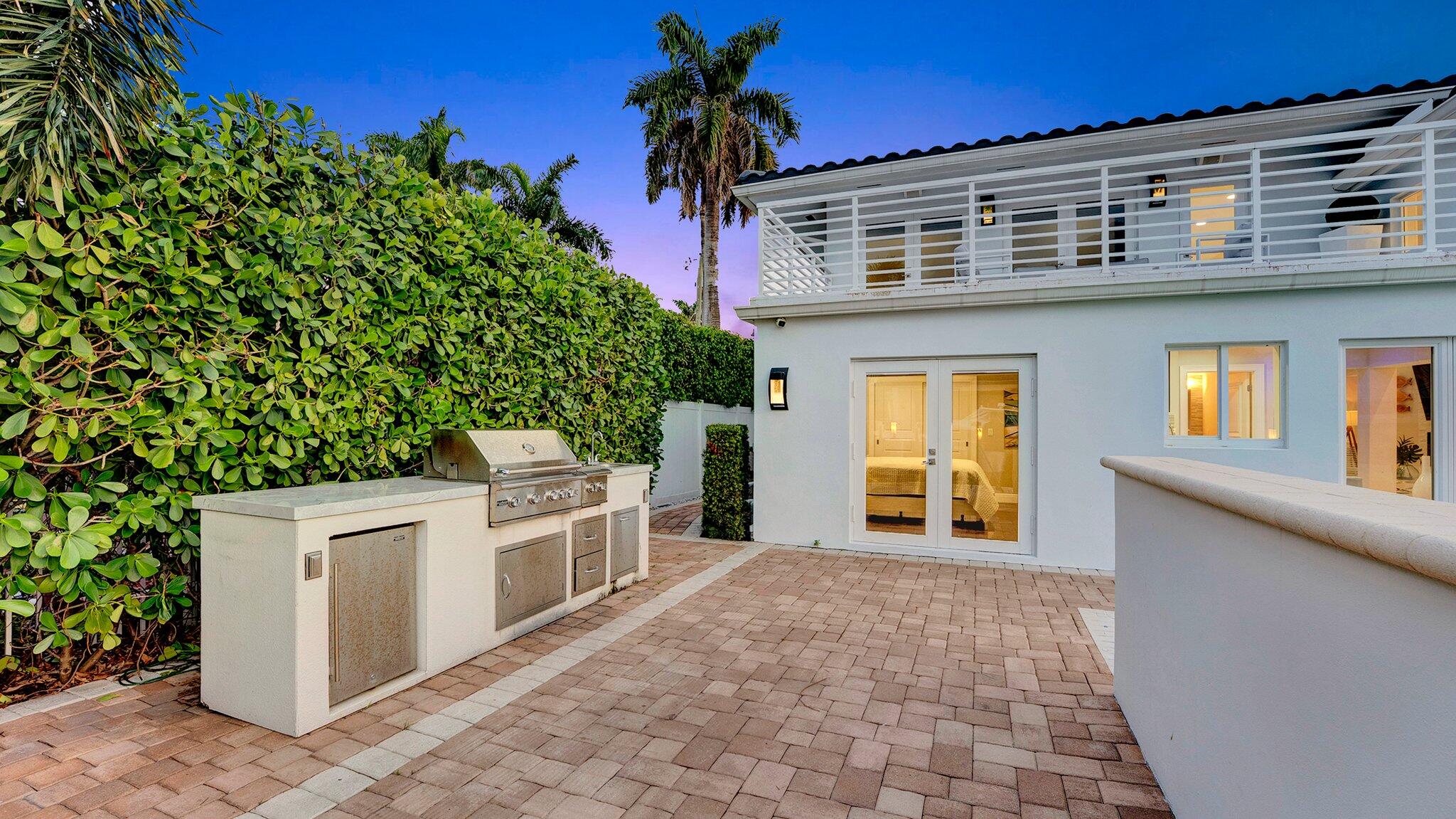 2593 SE 9th, Pompano Beach FL 33062