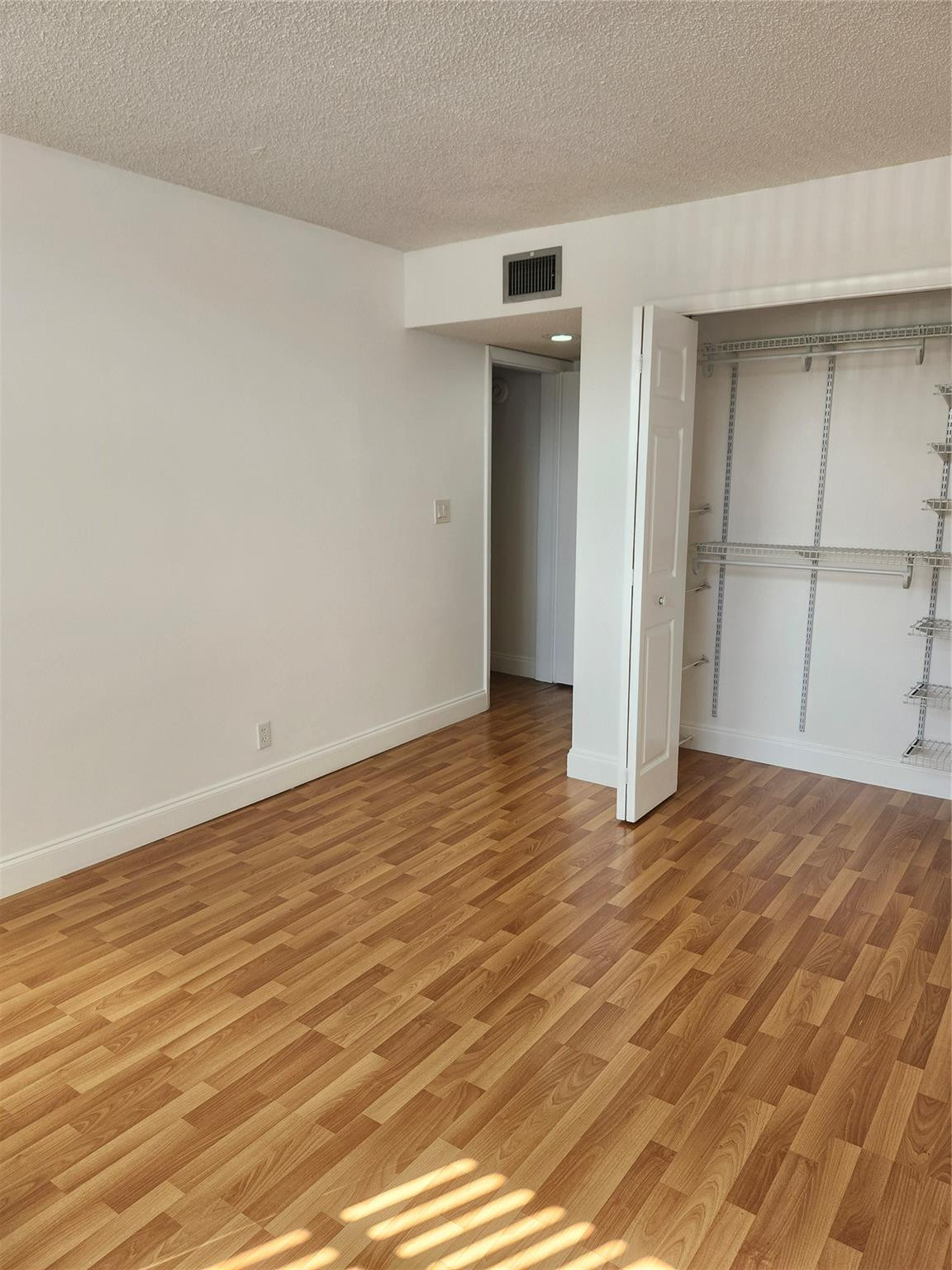 16251 Golf Club #212, Weston FL 33326