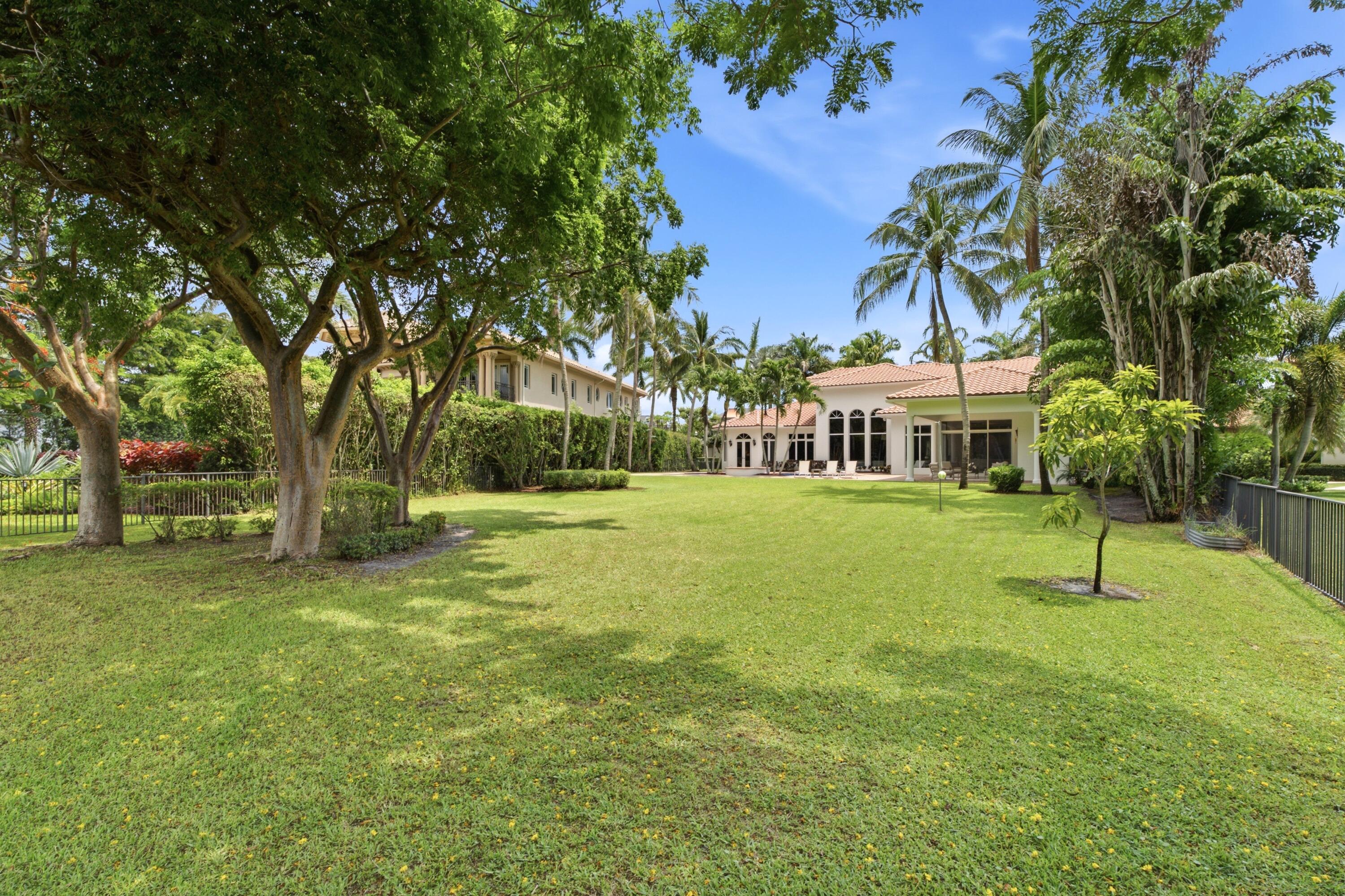 17165 Ave Le Rivage, Boca Raton FL 33496