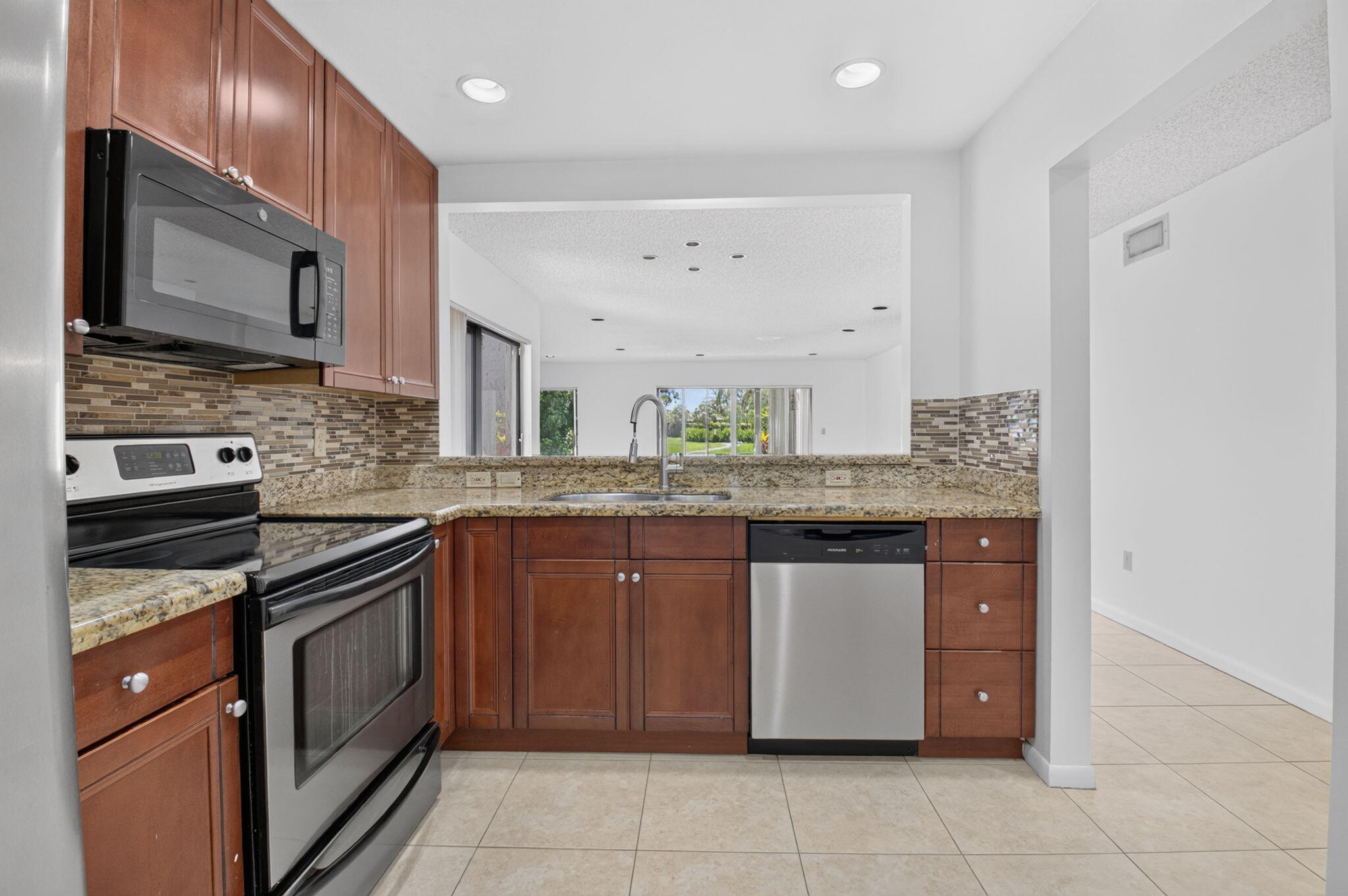 9264 Vista Del Lago #24-a, Boca Raton FL 33428