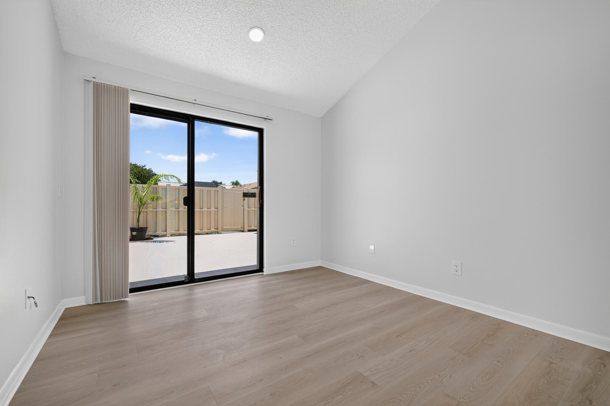 5620 Eagle Lake, Palm Beach Gardens FL 33418