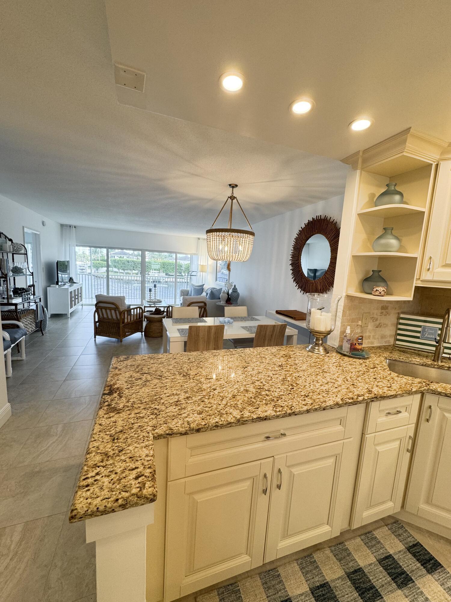 390 N Federal #203, Deerfield Beach FL 33441