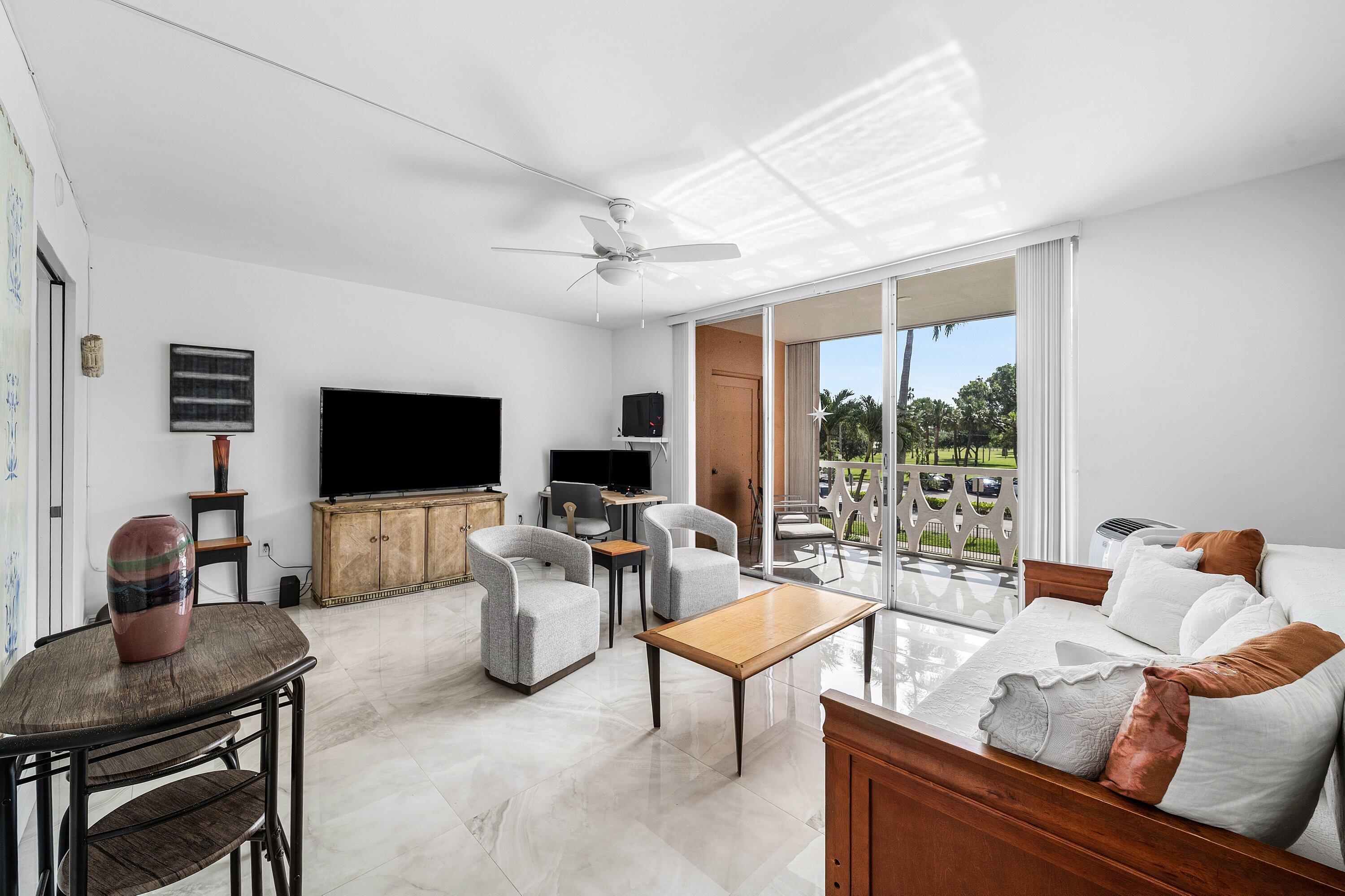 15 S Golfview #206, Lake Worth FL 33460