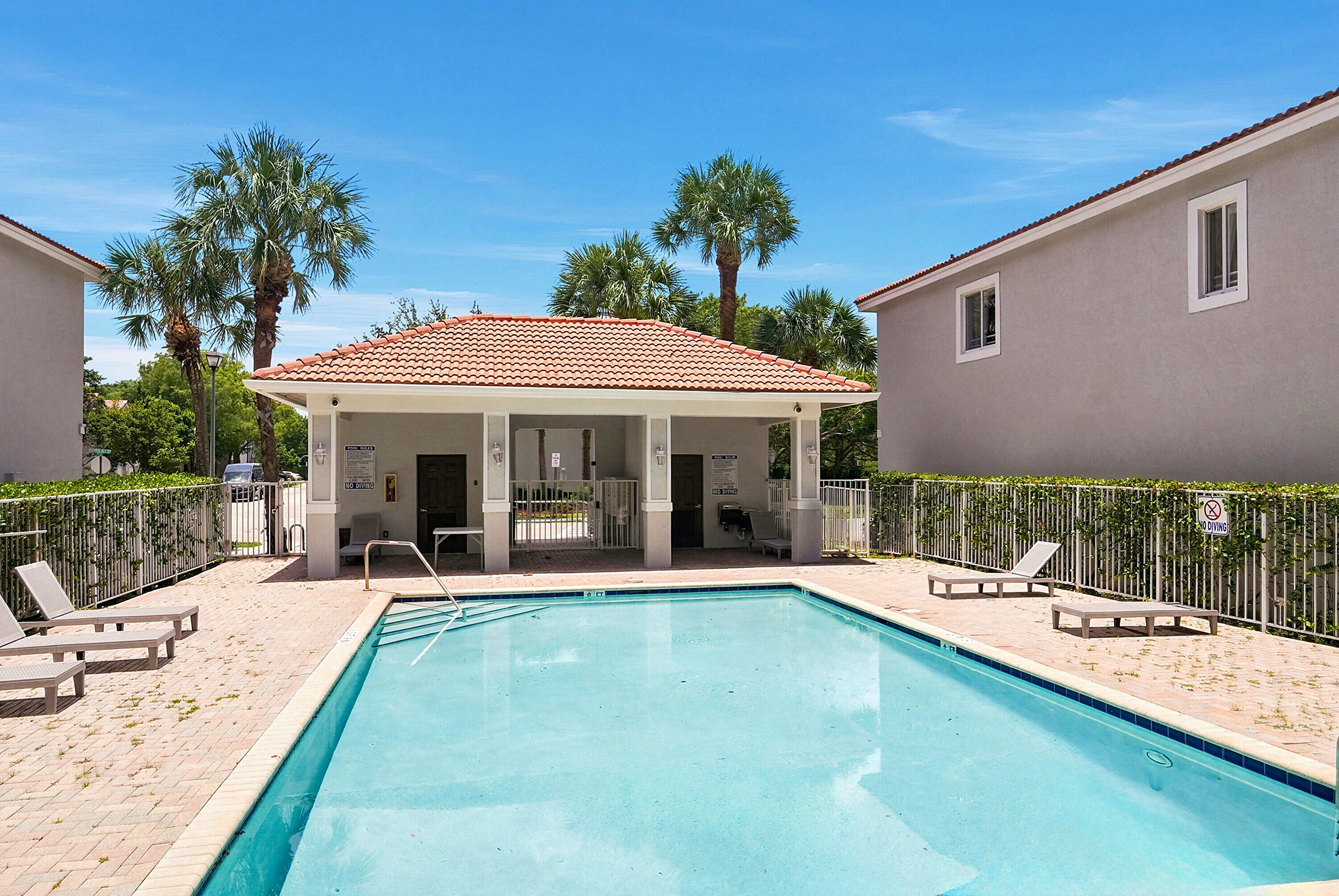 6720 Cypress Walk, Tamarac FL 33321