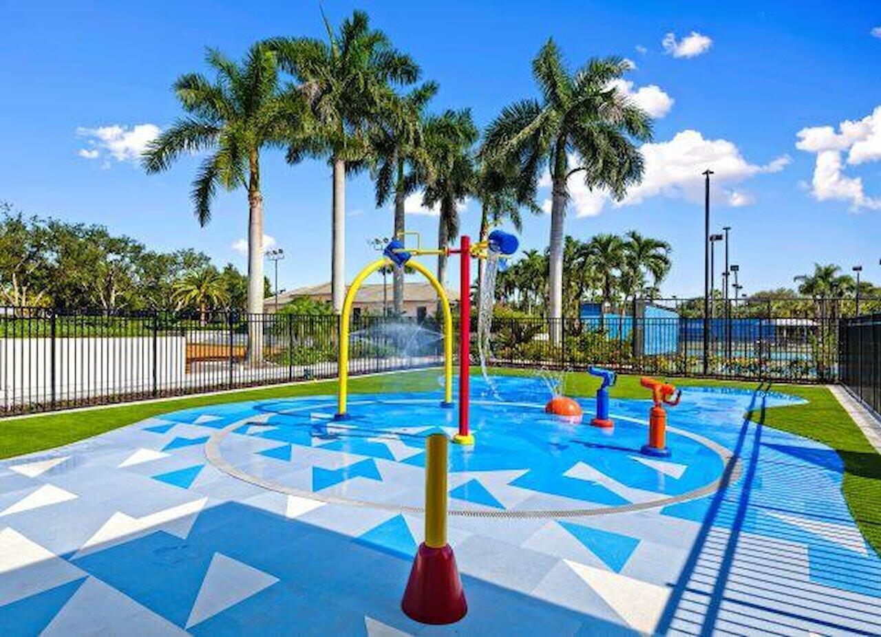 21312 Greenwood, Boca Raton FL 33433