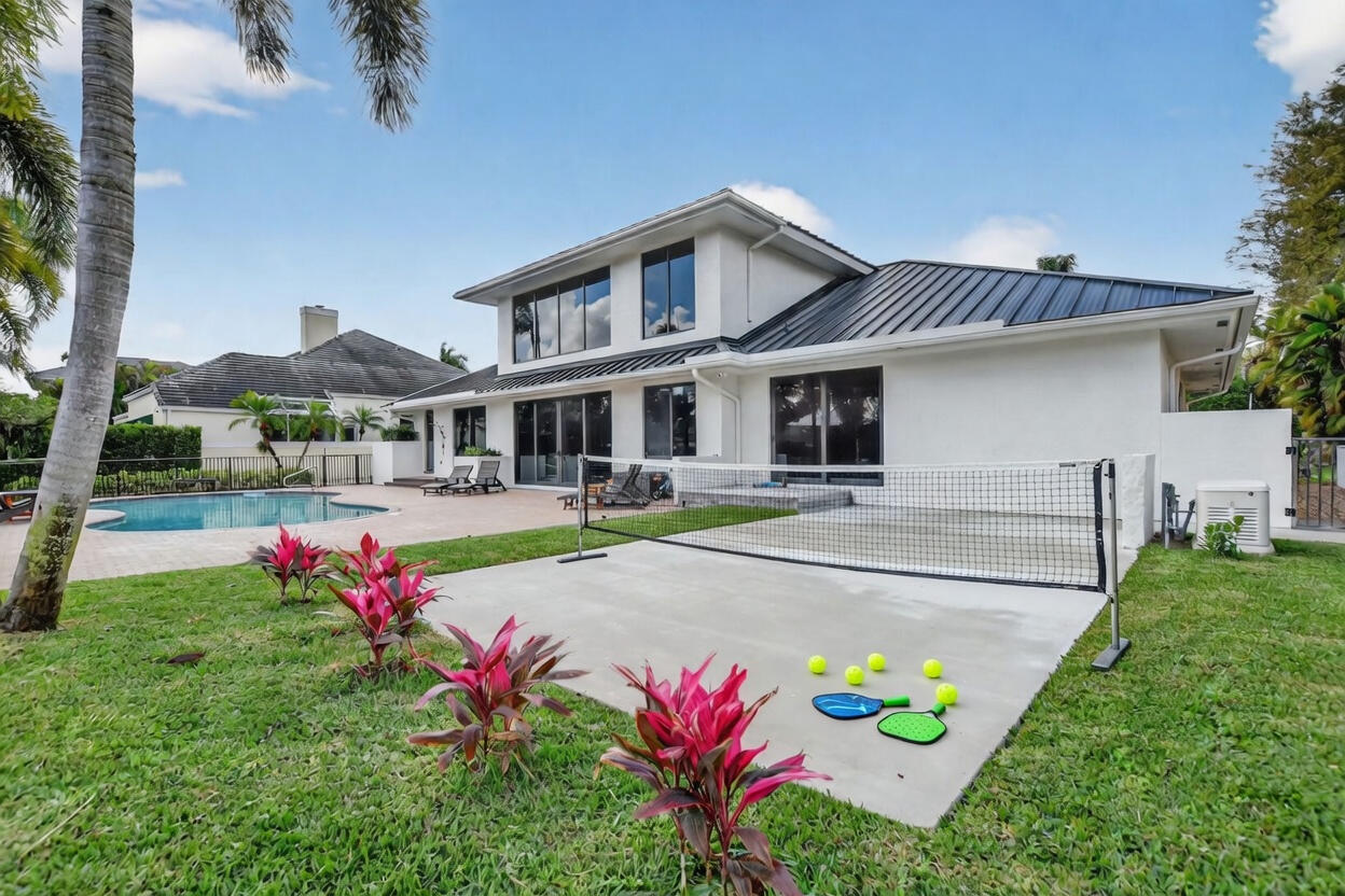 21312 Greenwood, Boca Raton FL 33433