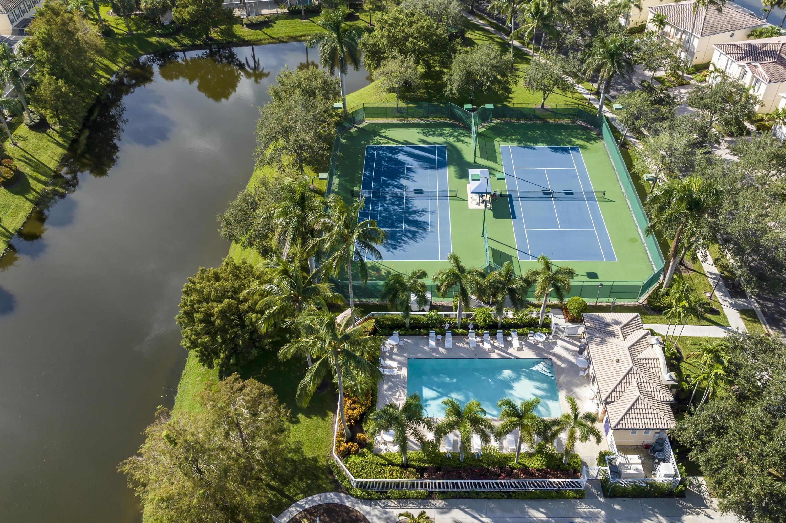 435 Capistrano, Palm Beach Gardens FL 33410
