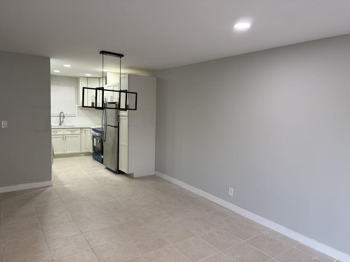 2810 Riverside #201-4, Coral Springs FL 33065