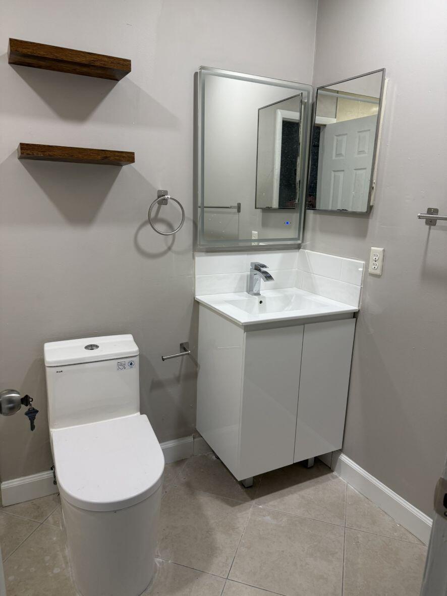 2810 Riverside #201-4, Coral Springs FL 33065