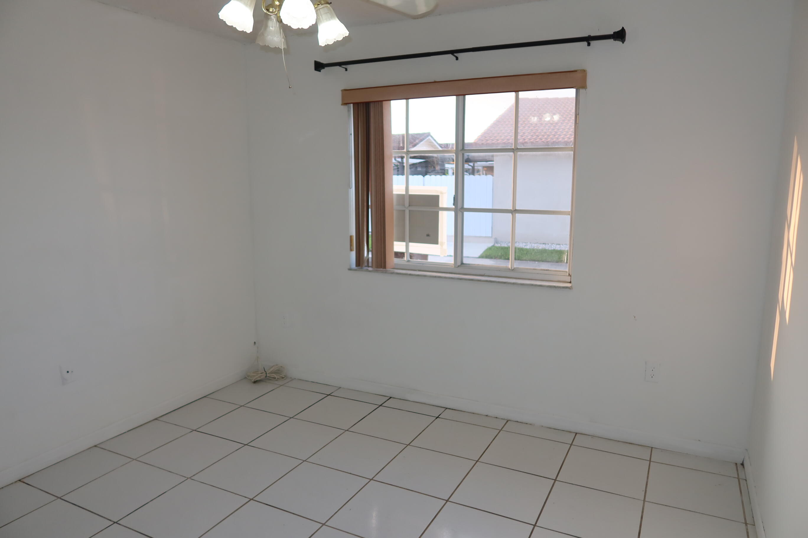 7001 W 35th #273, Hialeah FL 33018