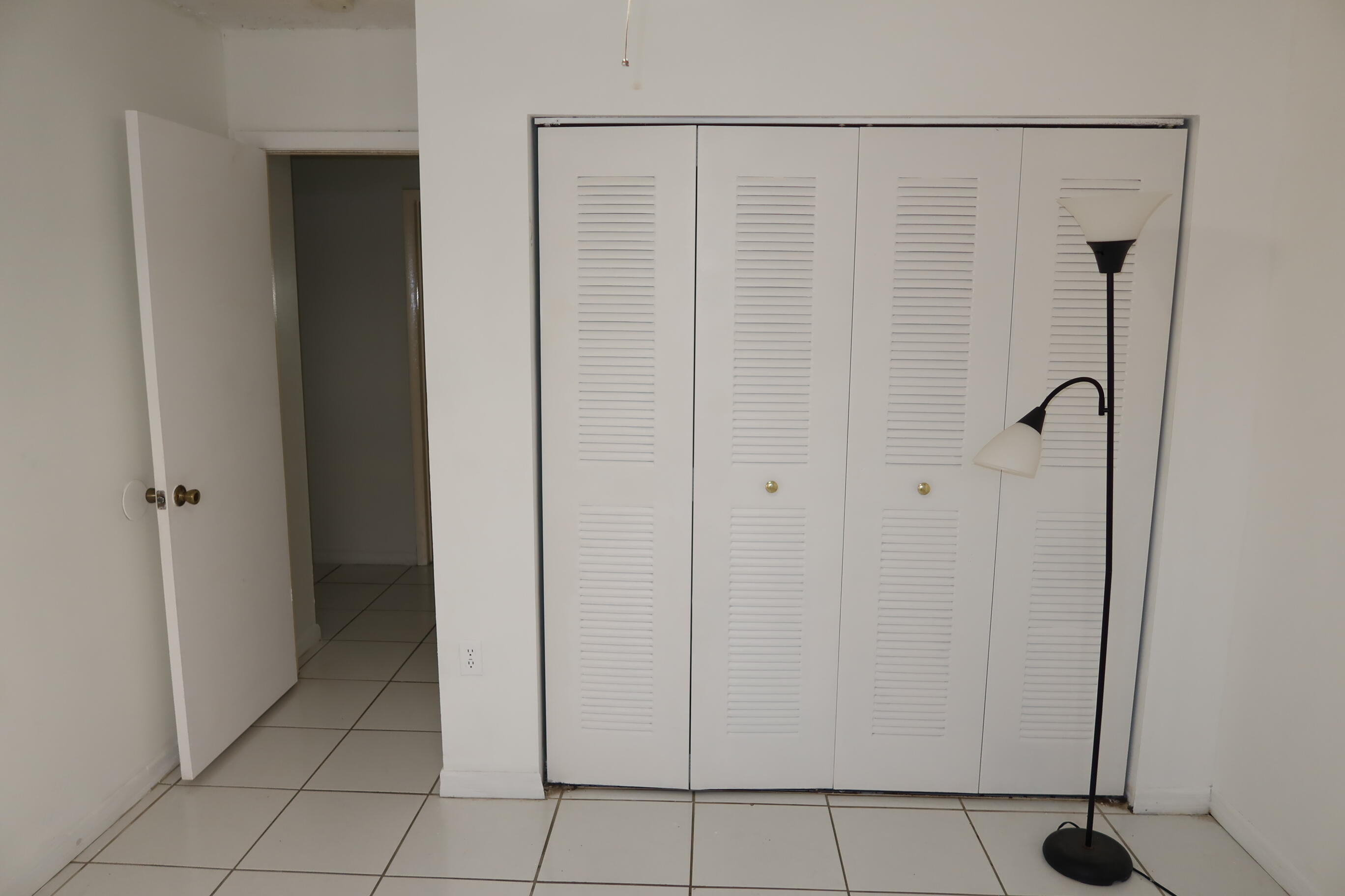 7001 W 35th #273, Hialeah FL 33018