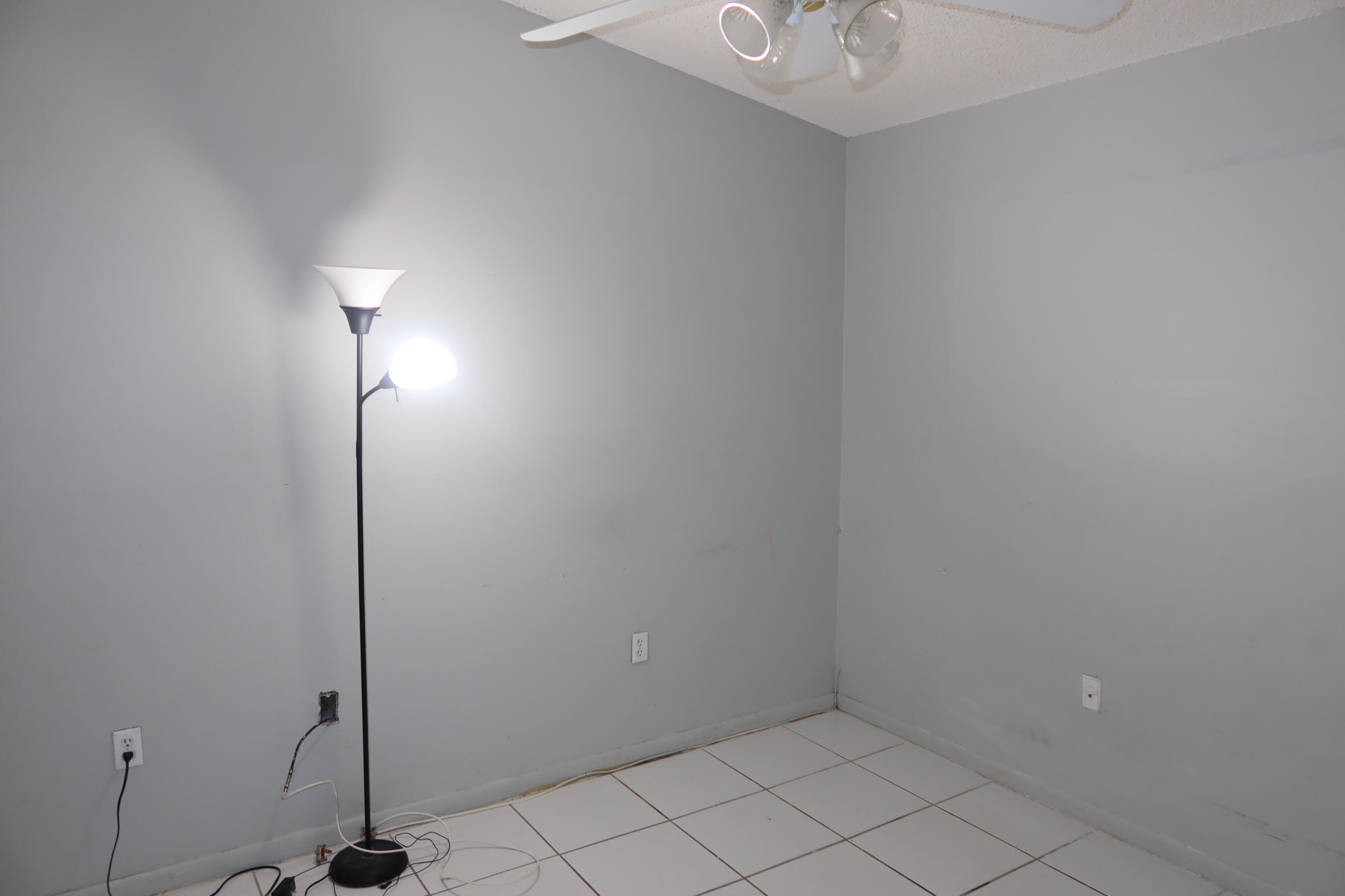 7001 W 35th #273, Hialeah FL 33018