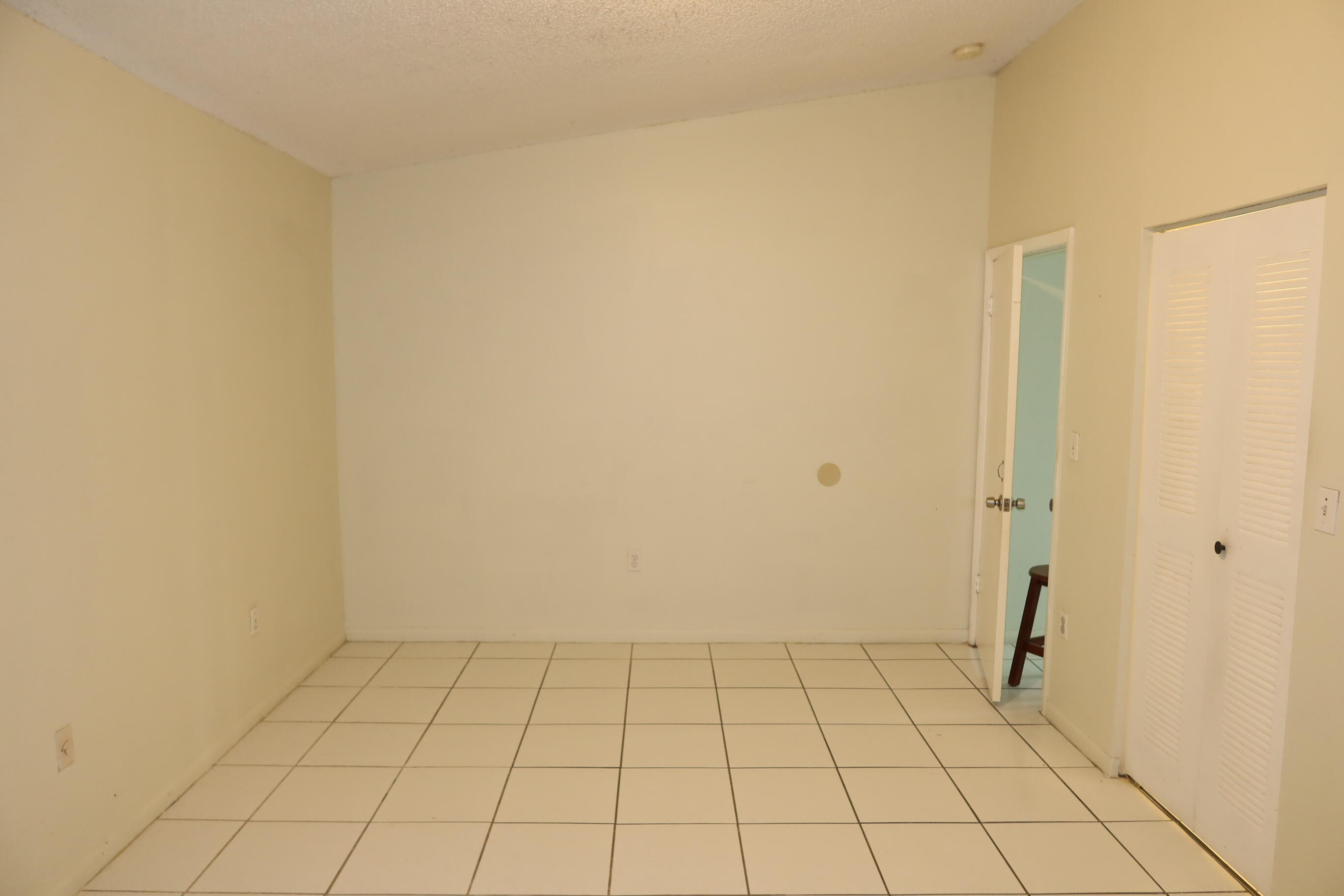 7001 W 35th #273, Hialeah FL 33018