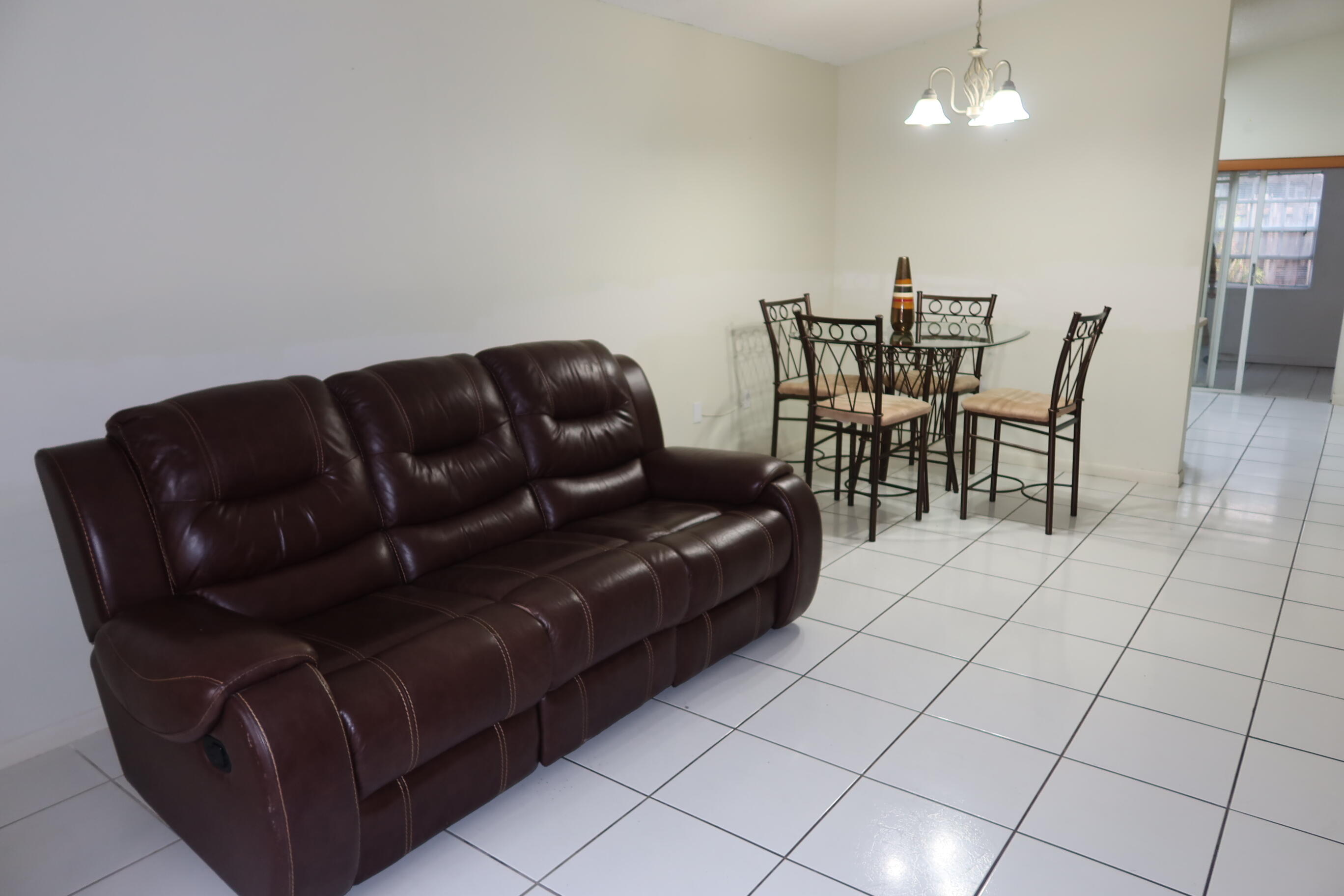 7001 W 35th #273, Hialeah FL 33018