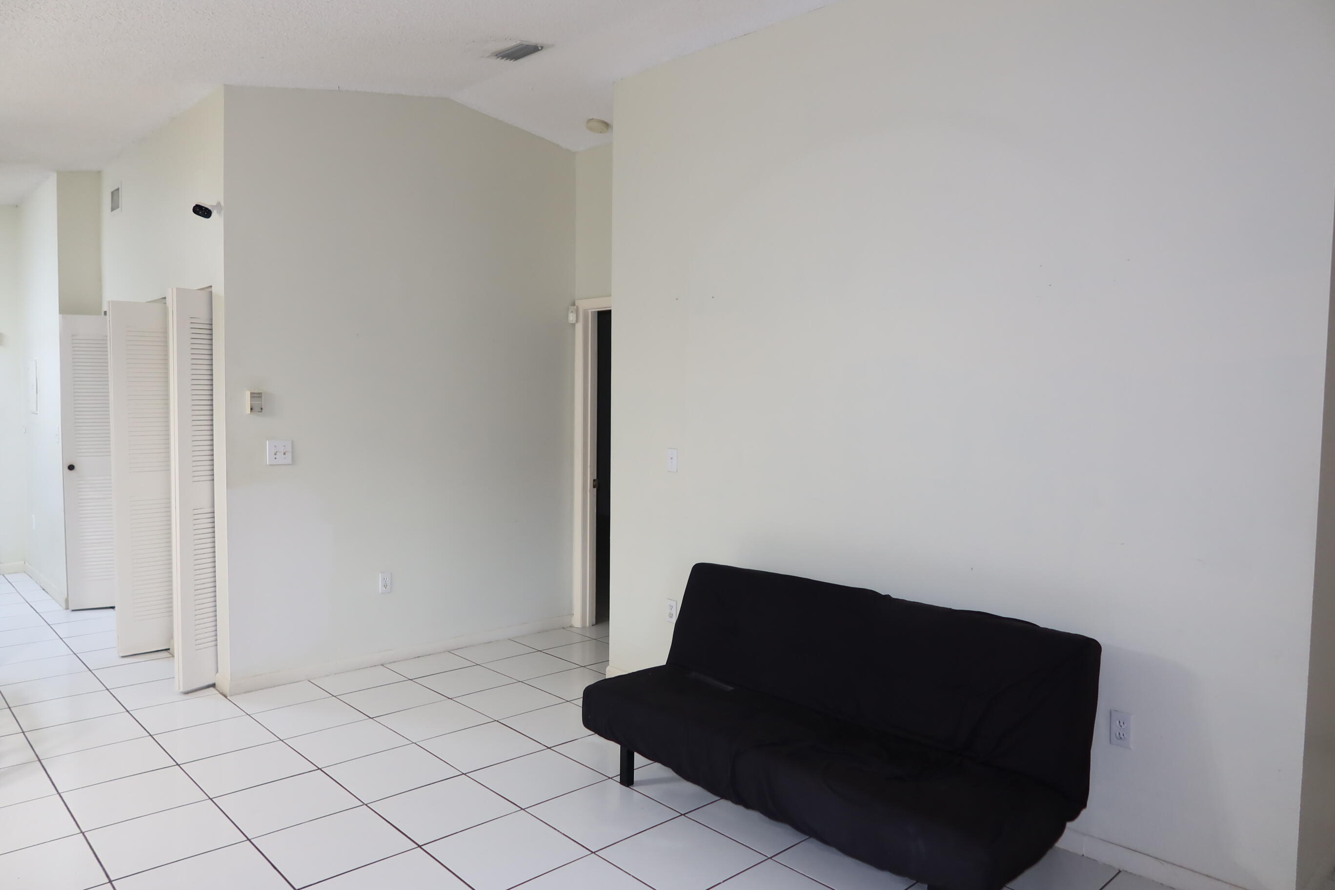 7001 W 35th #273, Hialeah FL 33018