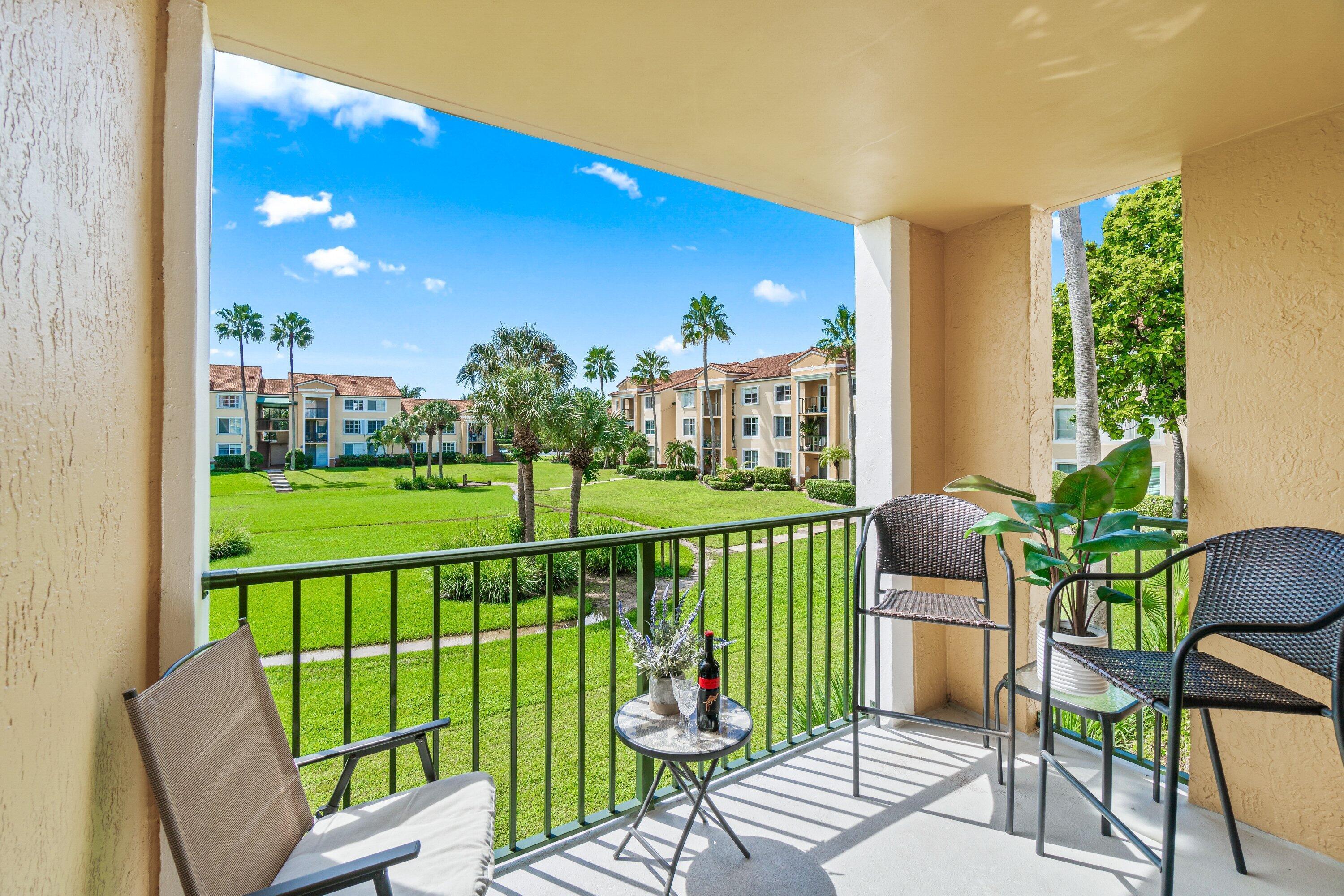 145 Yacht Club #210, Hypoluxo FL 33462