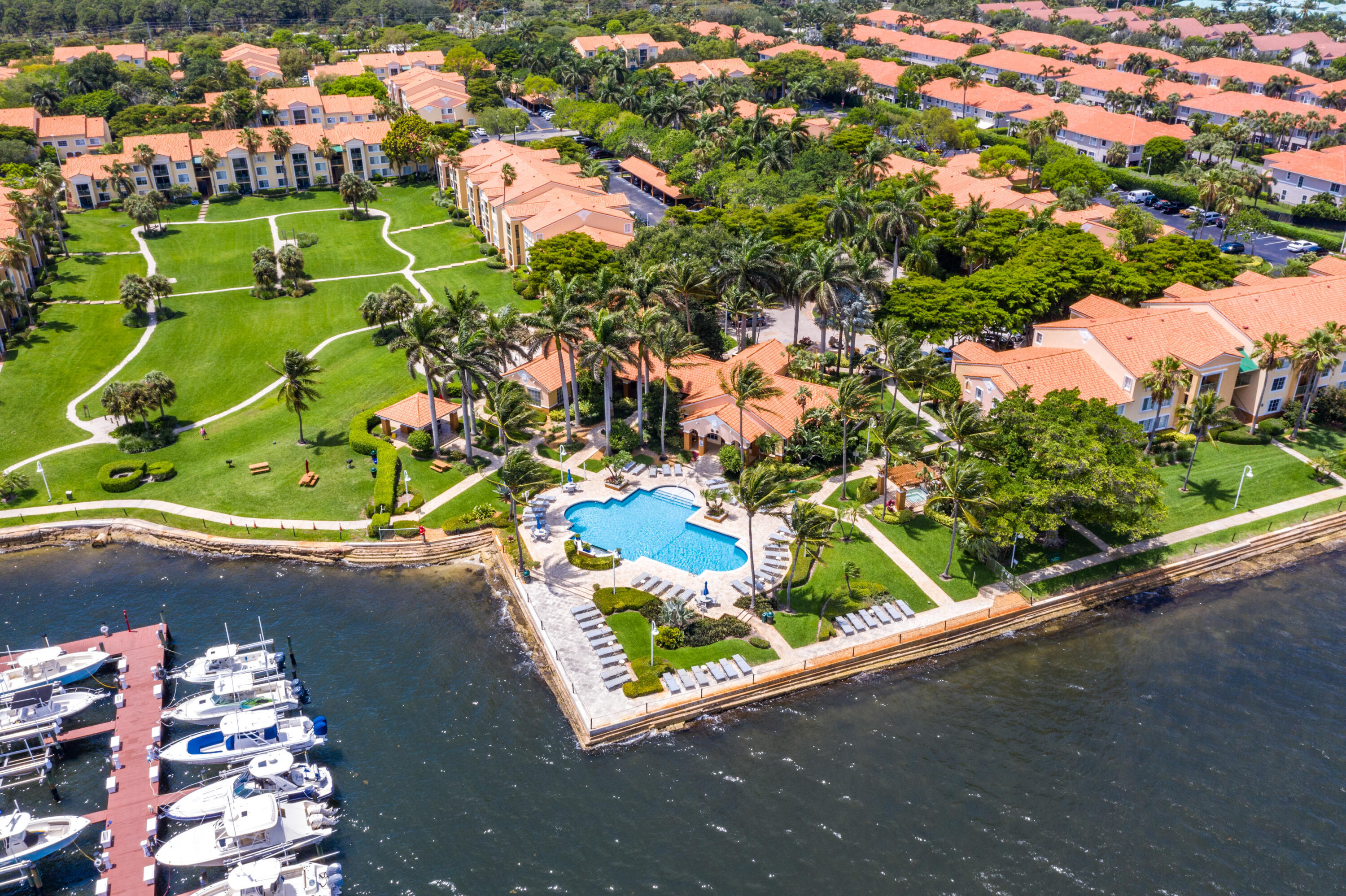 145 Yacht Club #210, Hypoluxo FL 33462