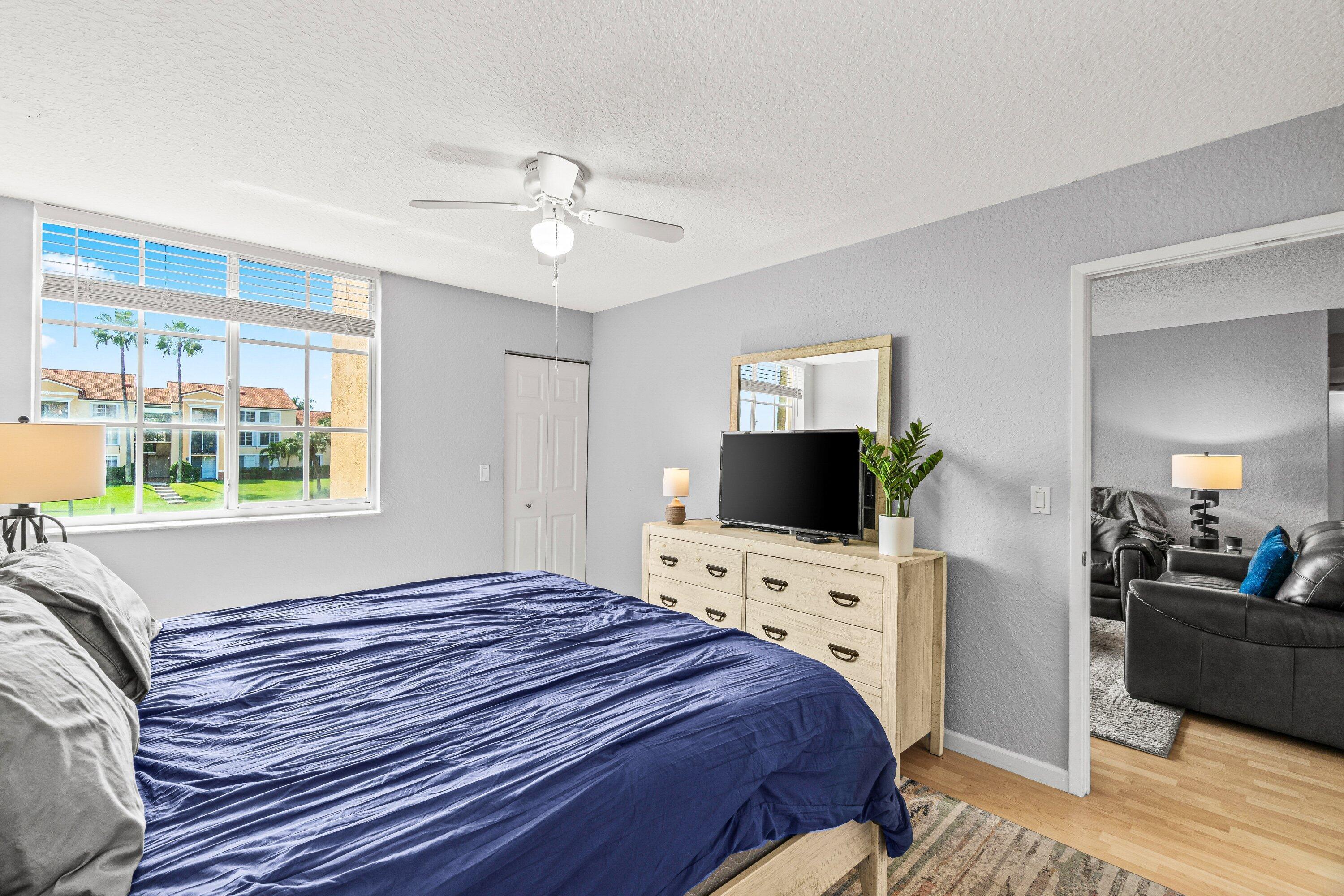 145 Yacht Club #210, Hypoluxo FL 33462