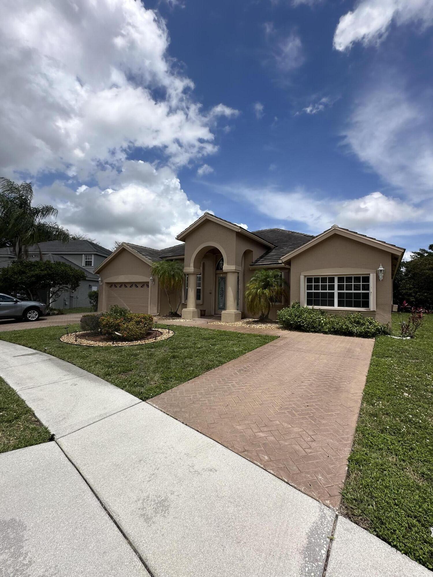 21698 Abington, Boca Raton FL 33428