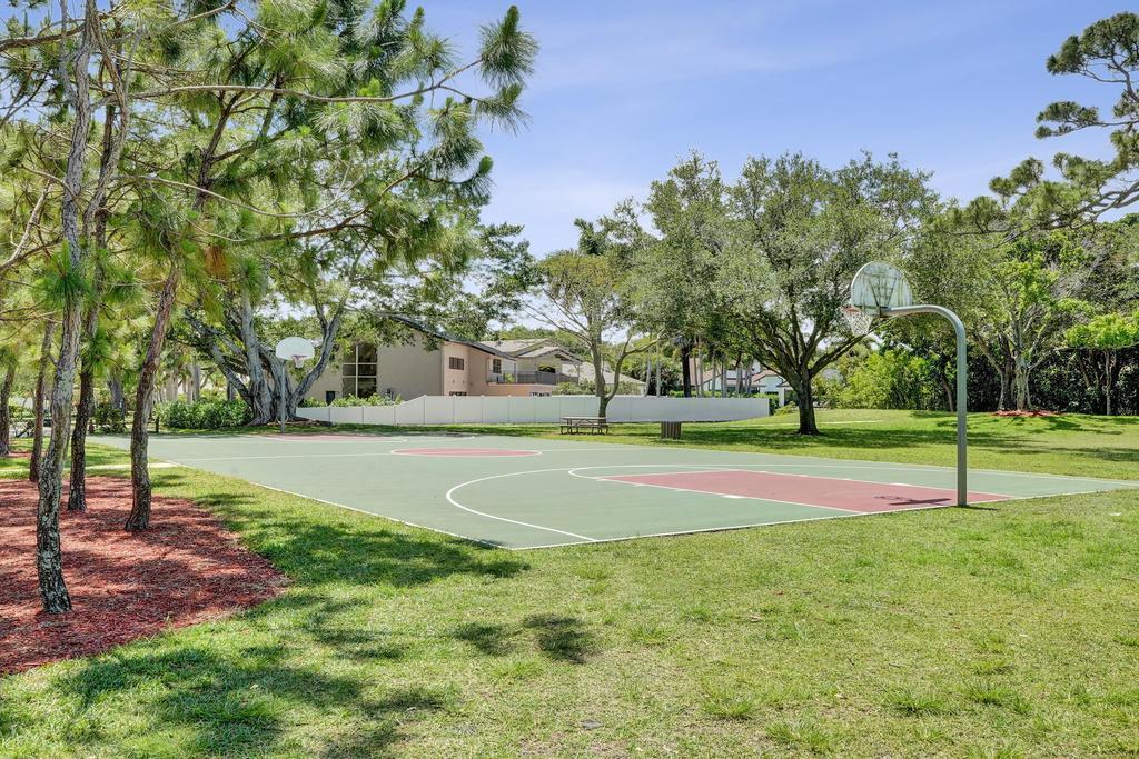 4480 NW 28th, Boca Raton FL 33434