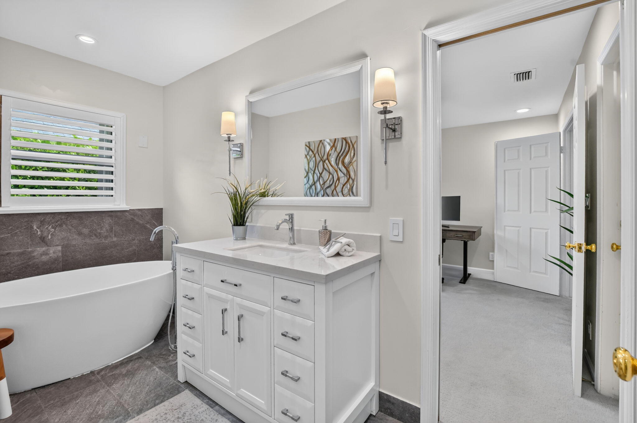 4480 NW 28th, Boca Raton FL 33434