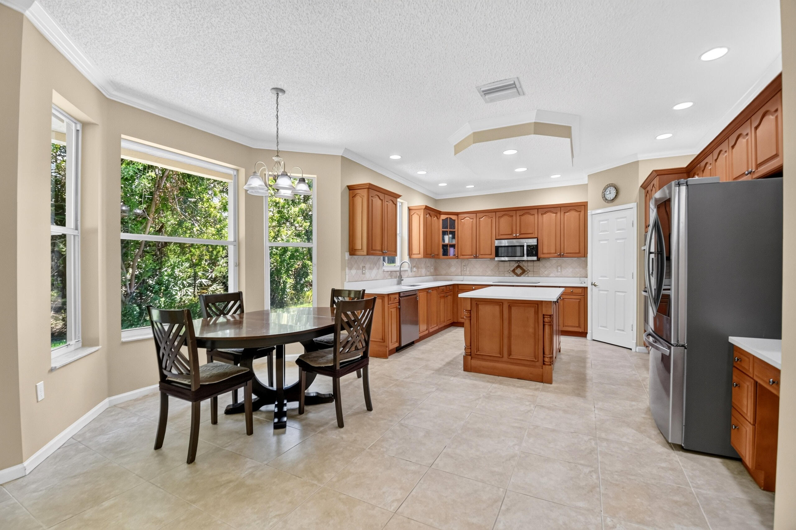 2520 Glendale, Royal Palm Beach FL 33411