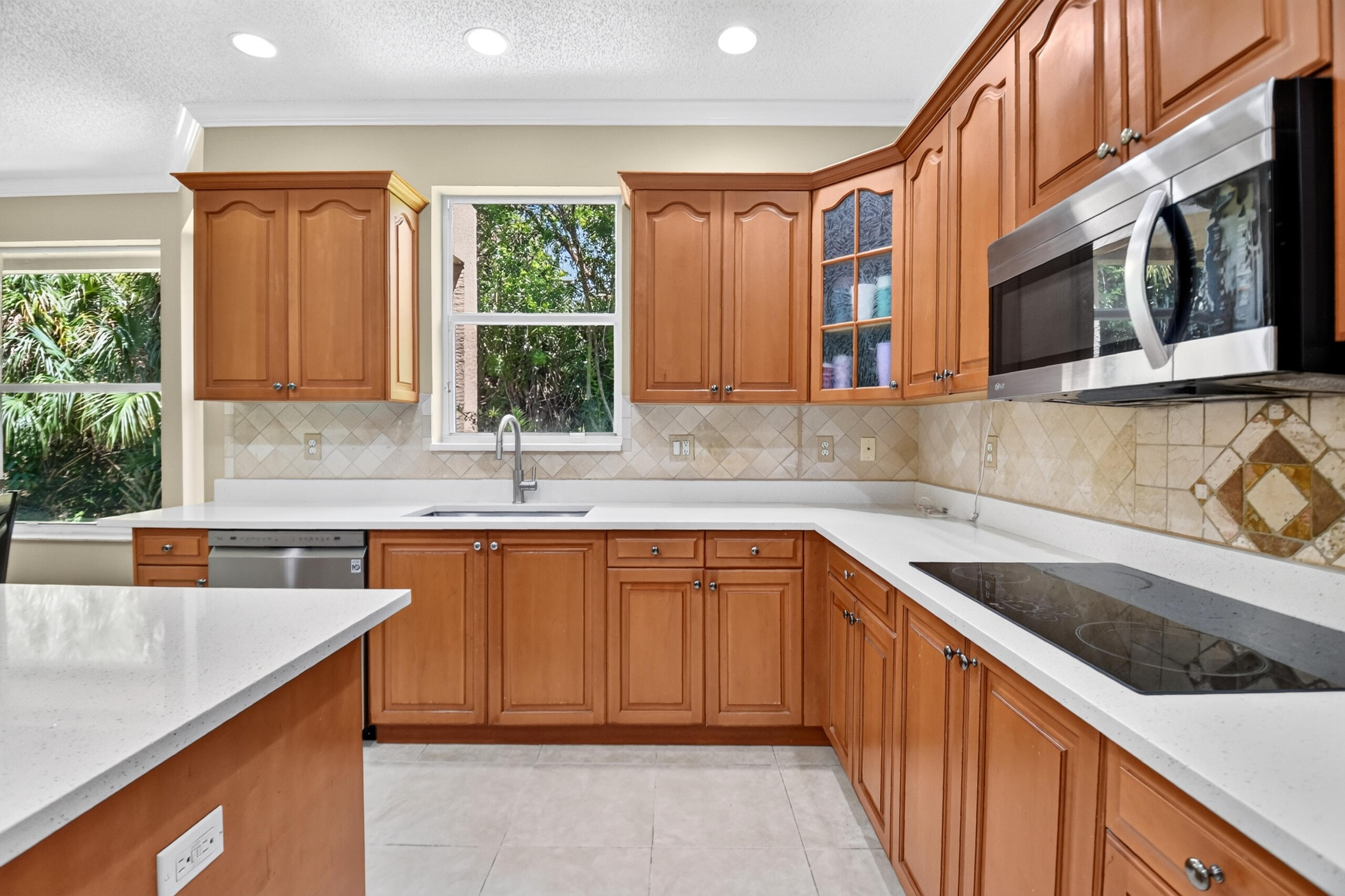 2520 Glendale, Royal Palm Beach FL 33411
