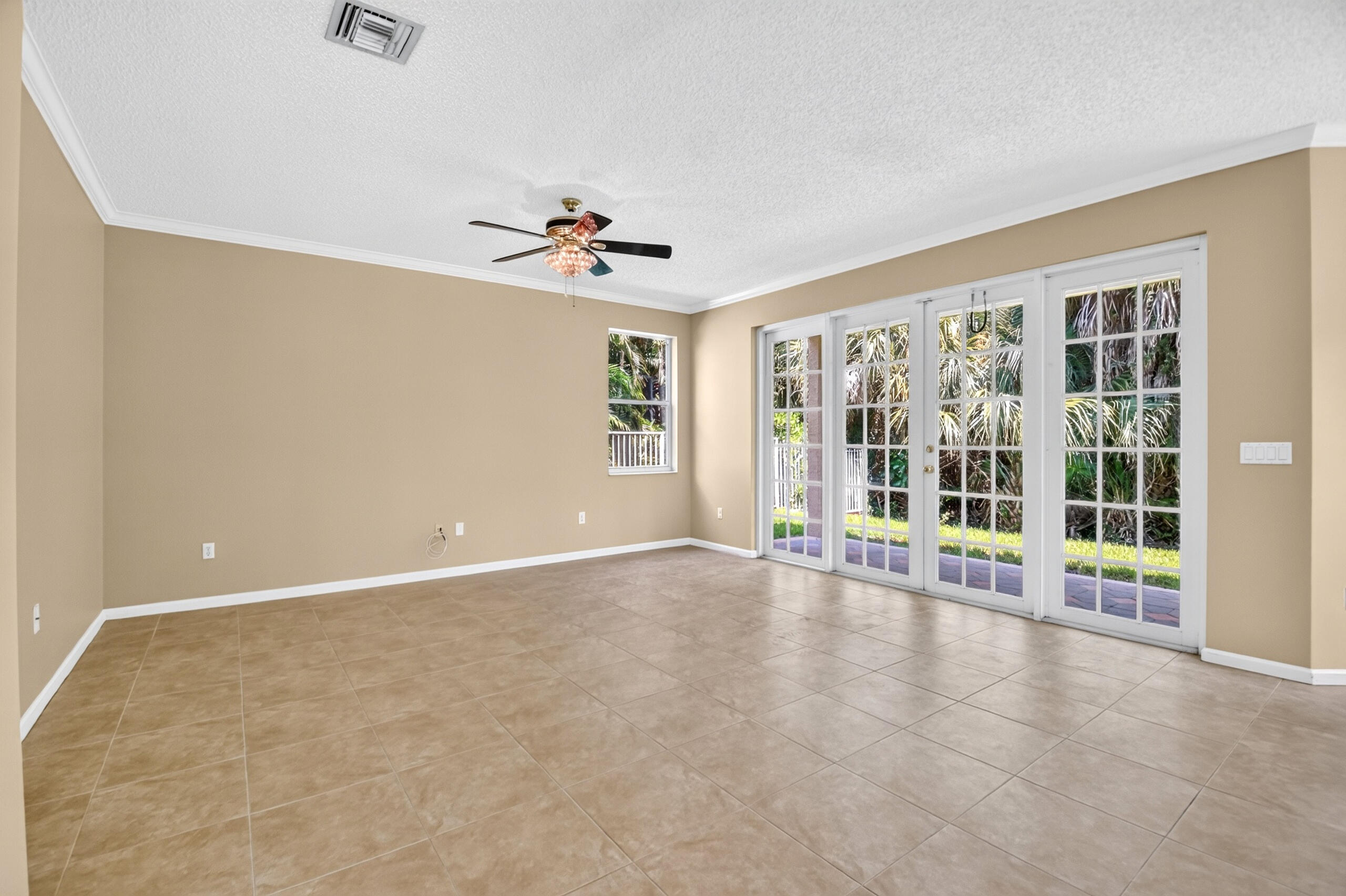 2520 Glendale, Royal Palm Beach FL 33411