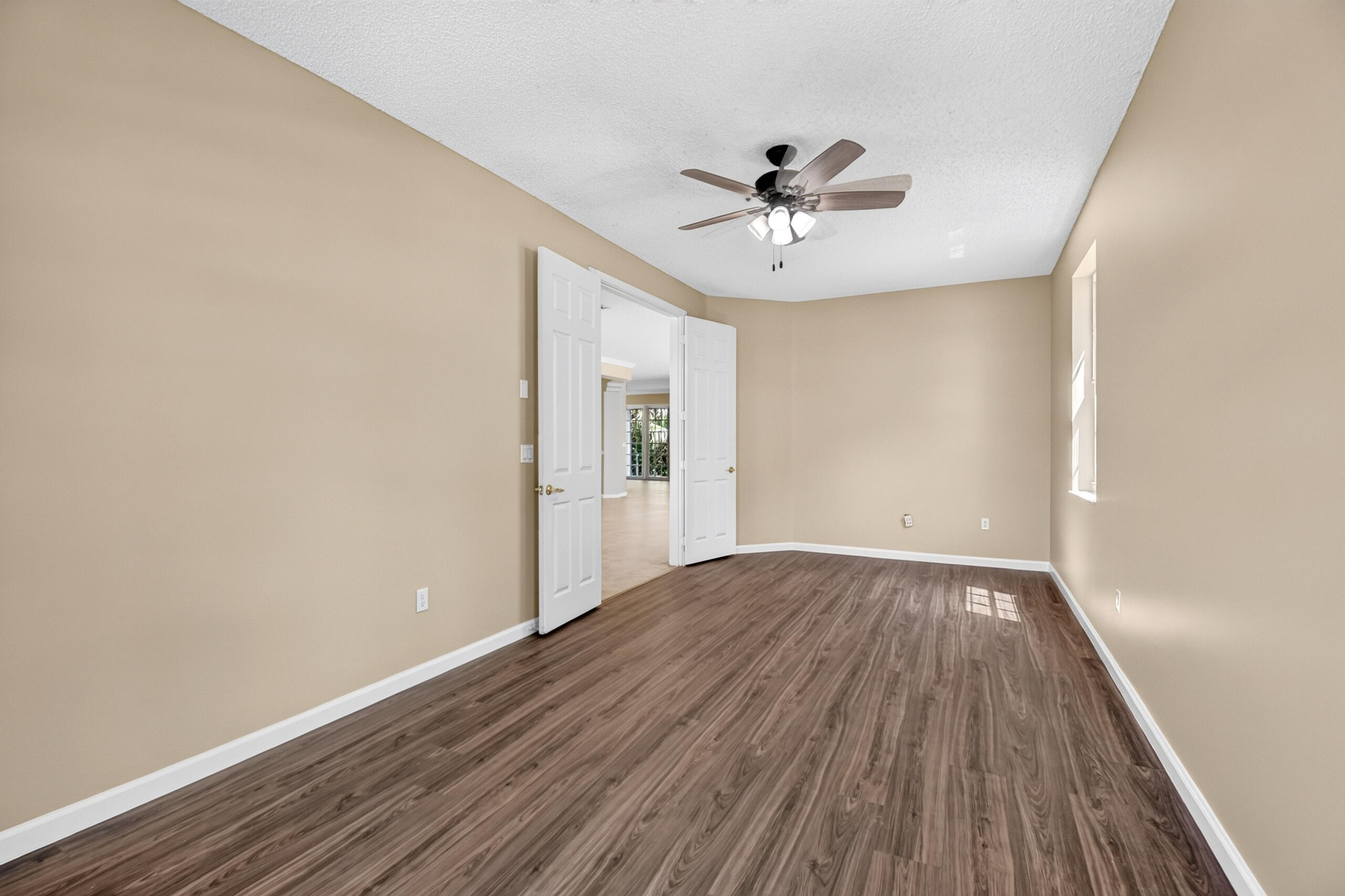 2520 Glendale, Royal Palm Beach FL 33411