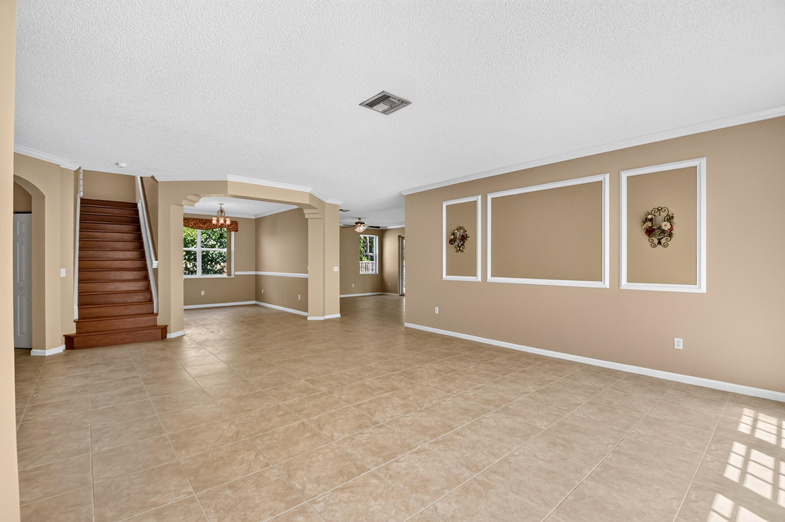 2520 Glendale, Royal Palm Beach FL 33411