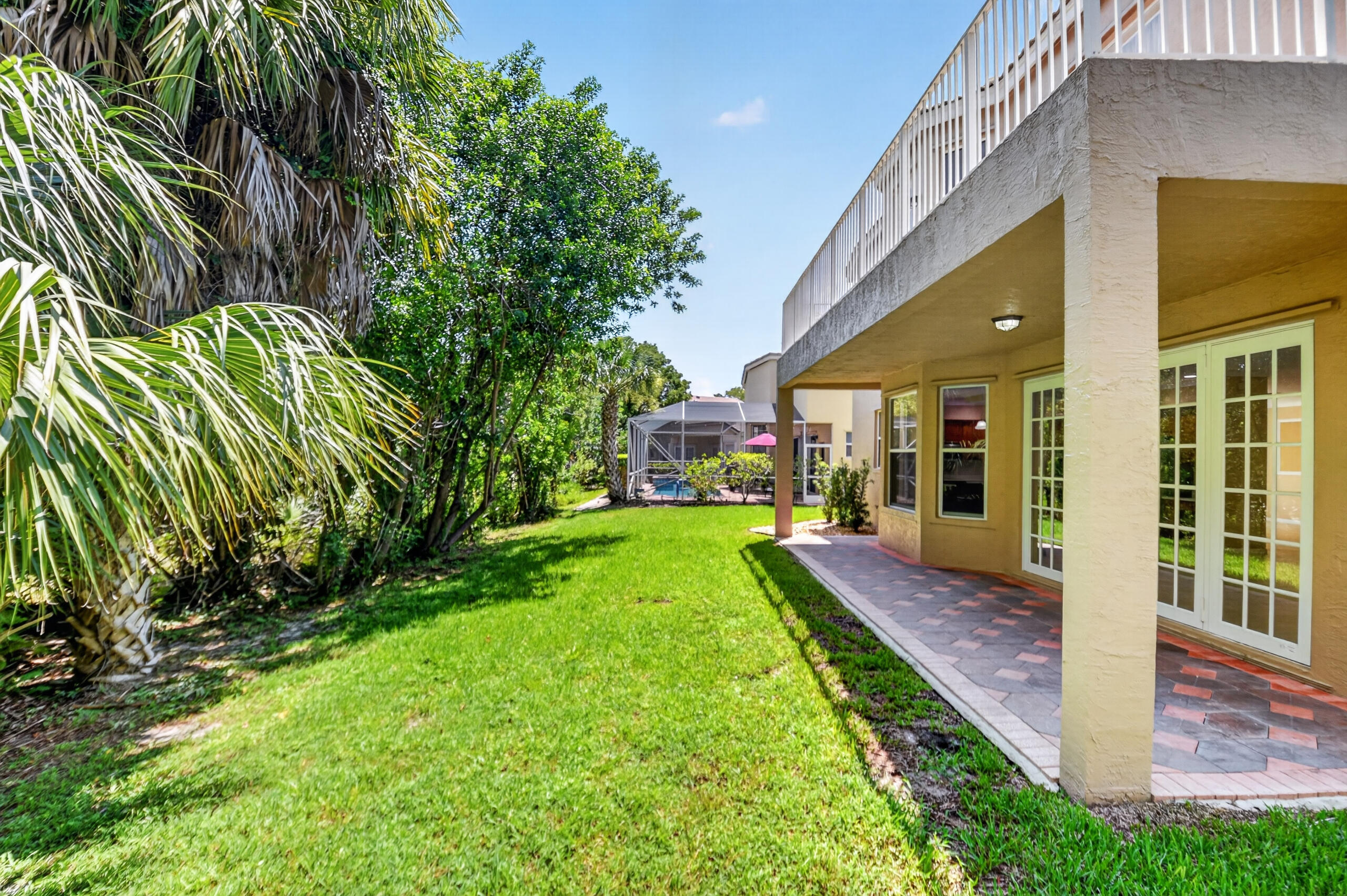 2520 Glendale, Royal Palm Beach FL 33411