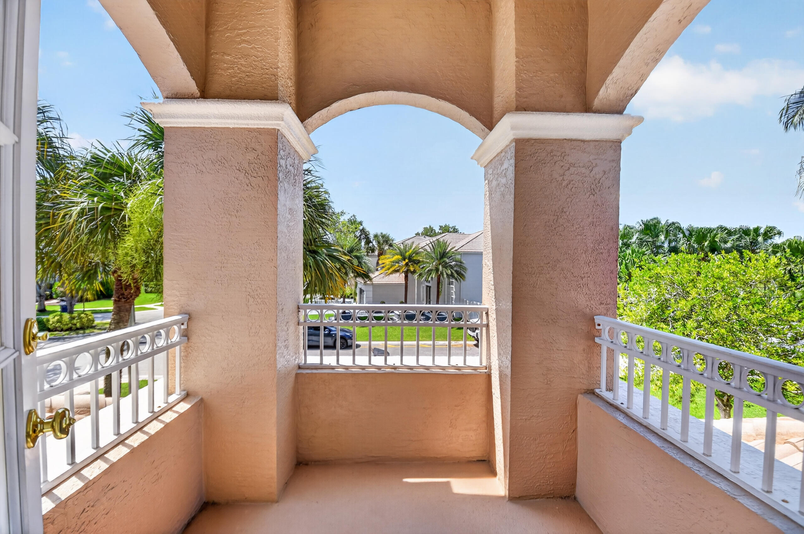 2520 Glendale, Royal Palm Beach FL 33411