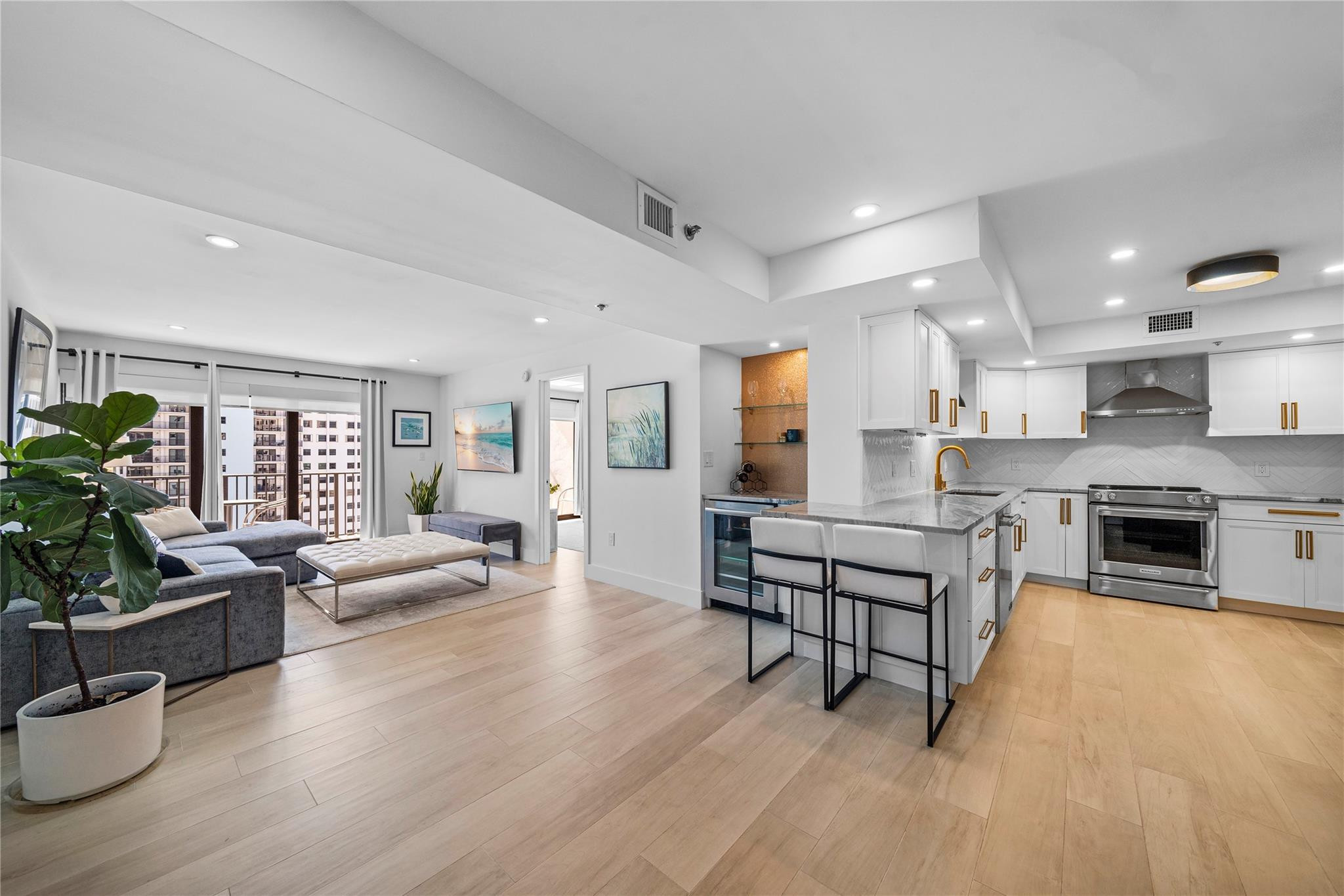 1201 S Ocean #1607n, Hollywood FL 33019