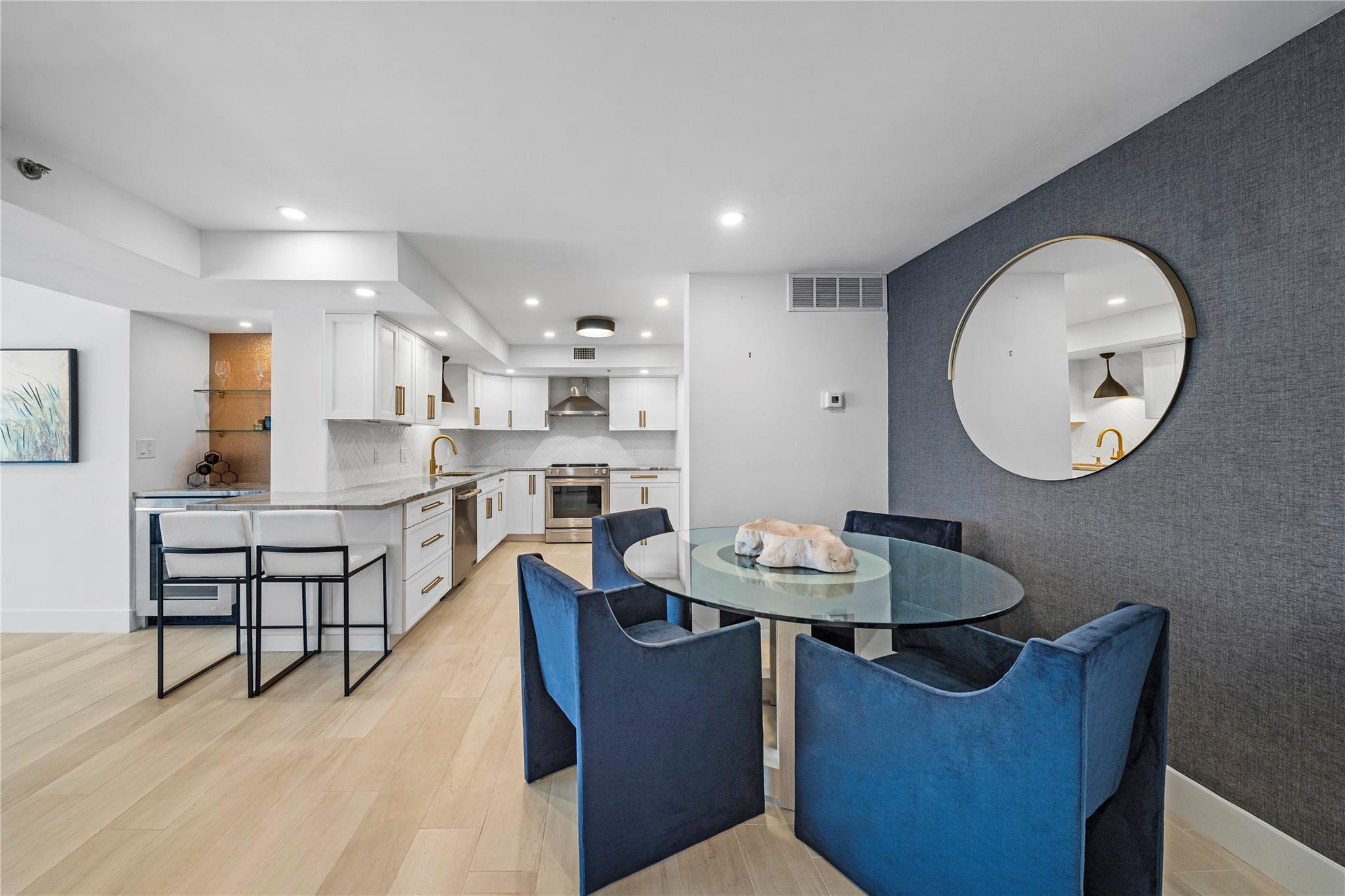 1201 S Ocean #1607n, Hollywood FL 33019